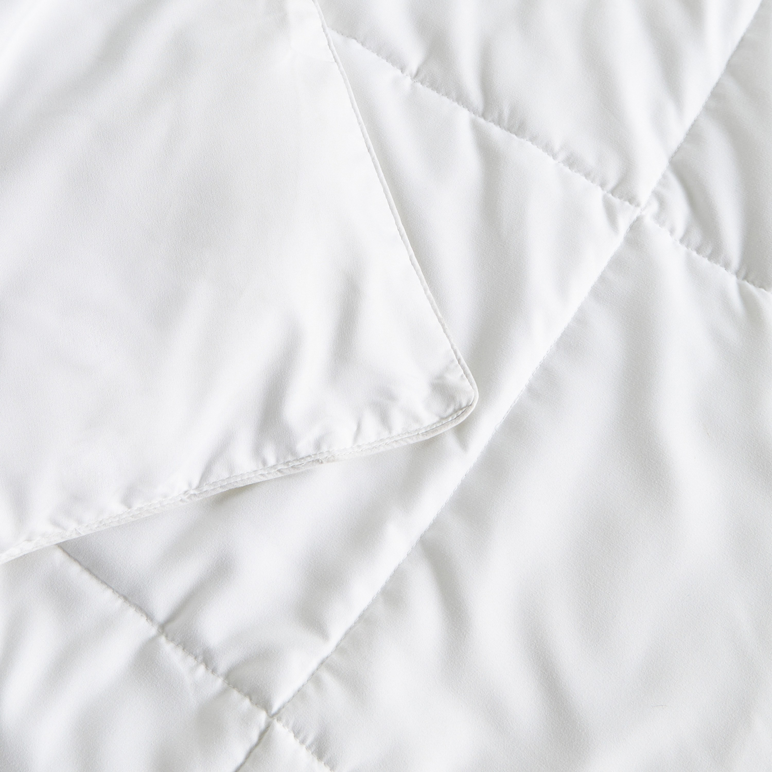 Ultra-Fresh Antimicrobial Microfiber Light Warm Queen Duvet - 200x200 cm-household-bedding-duvetandcovers-duvets-image-4