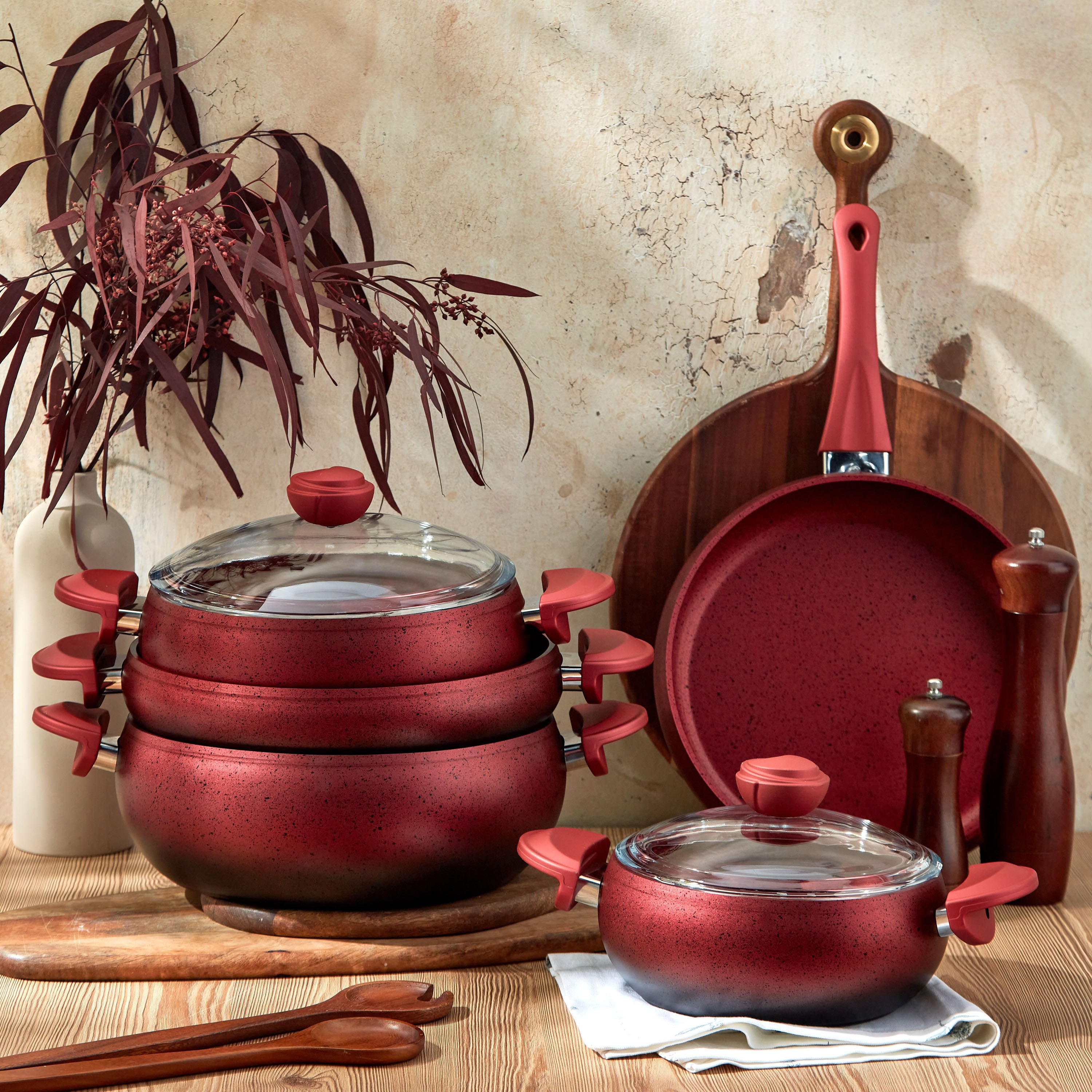 Shop OMS 9-Piece Aluminium Cookware Set | Homecentre UAE