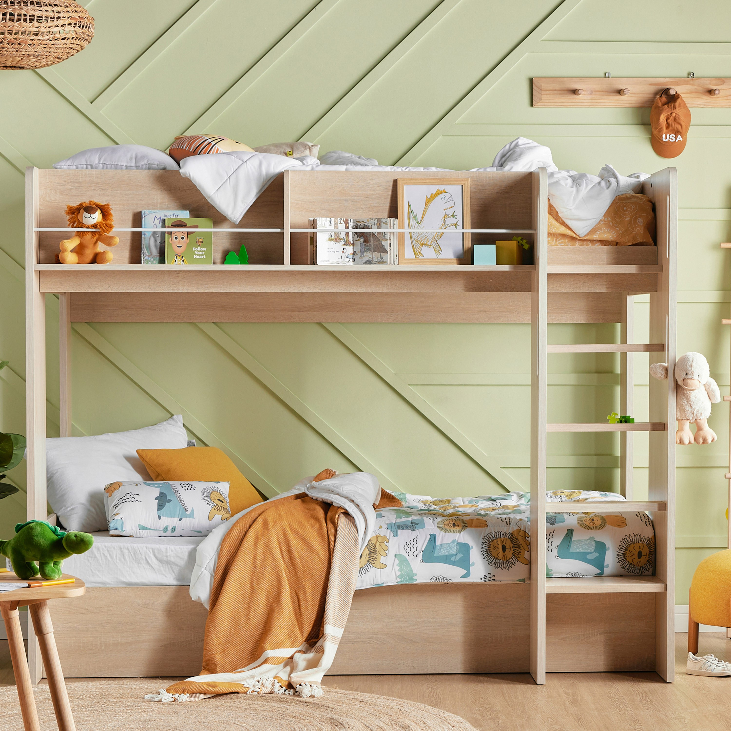 Bunk beds with pull store out bed