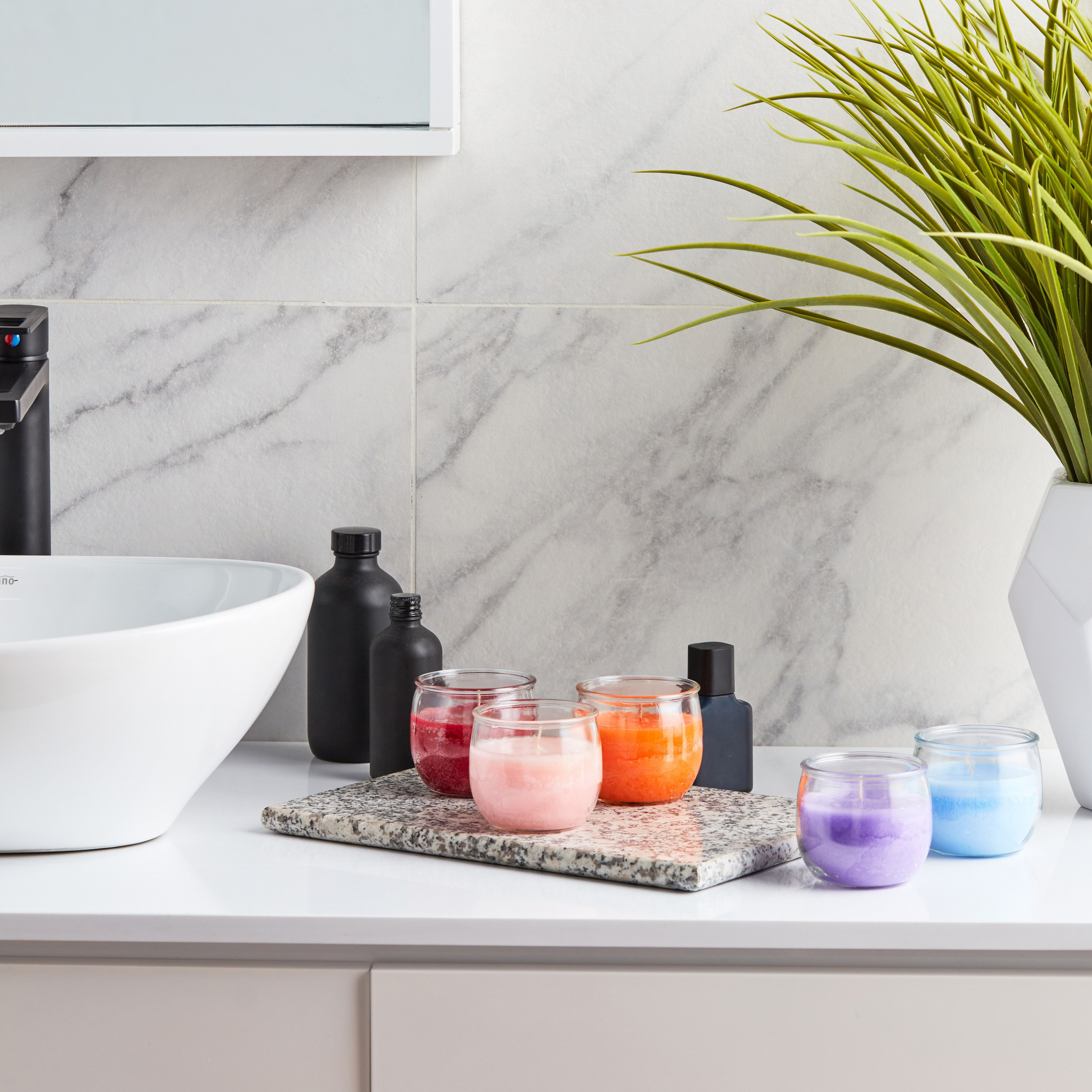 جرة شمعة معطرة برائحة اللافندر من ألادينو - 30 ساعة-household-homefragrance-candles-image-4