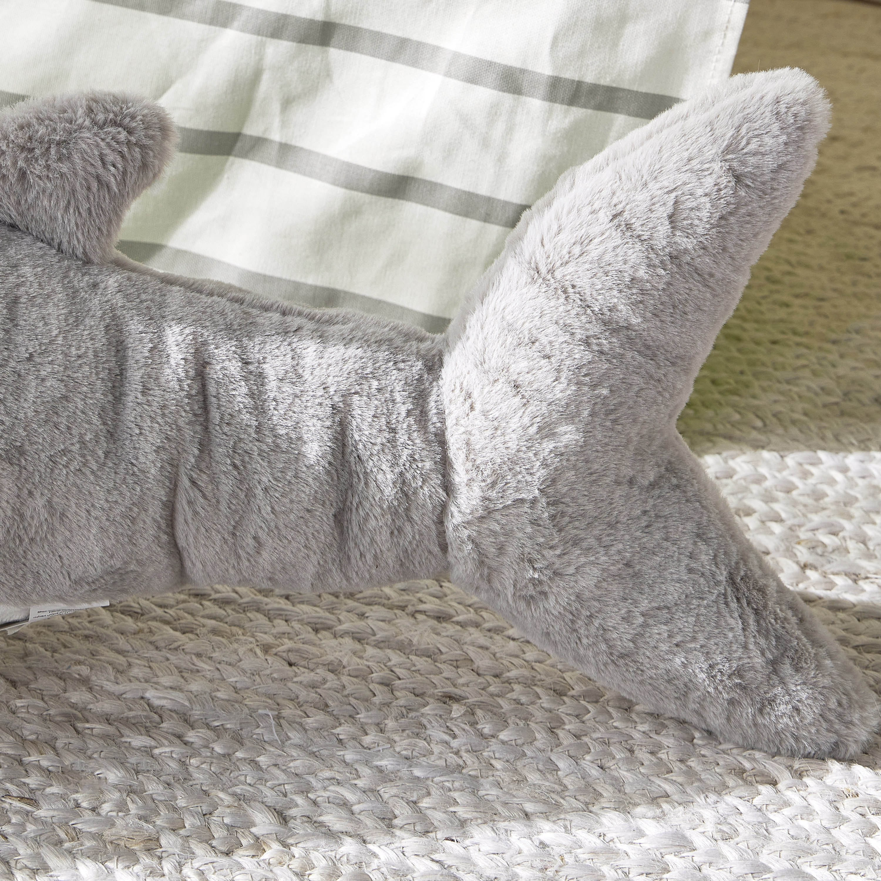 لعبة مخملية بتصميم قرش - مرجان - 90 سم-toys-plushsofttoys-animals-image-4