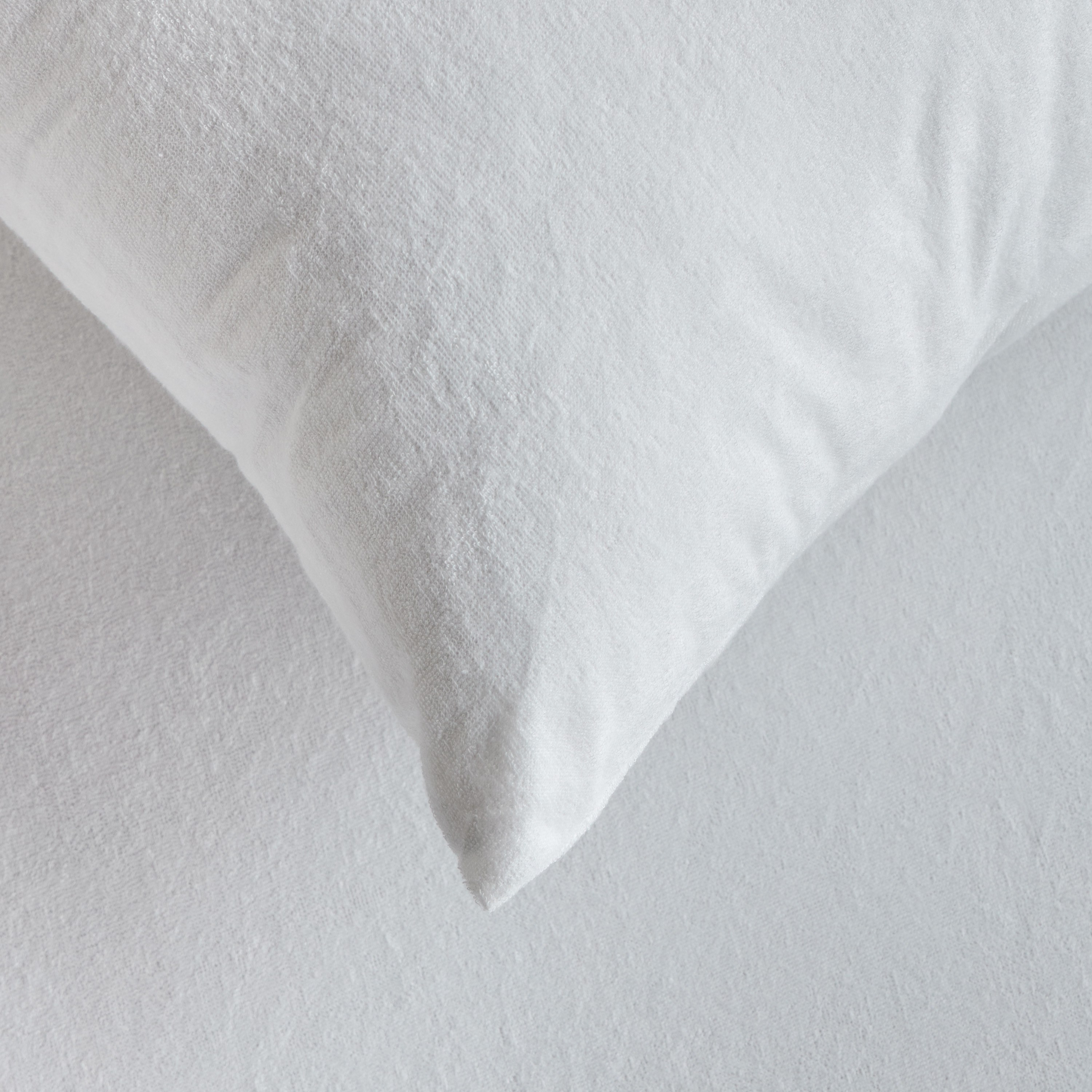 Secure Pillow Protector - 50x90 cm-household-bedding-mattresstoppersandprotectors-pillowprotectors-image-2