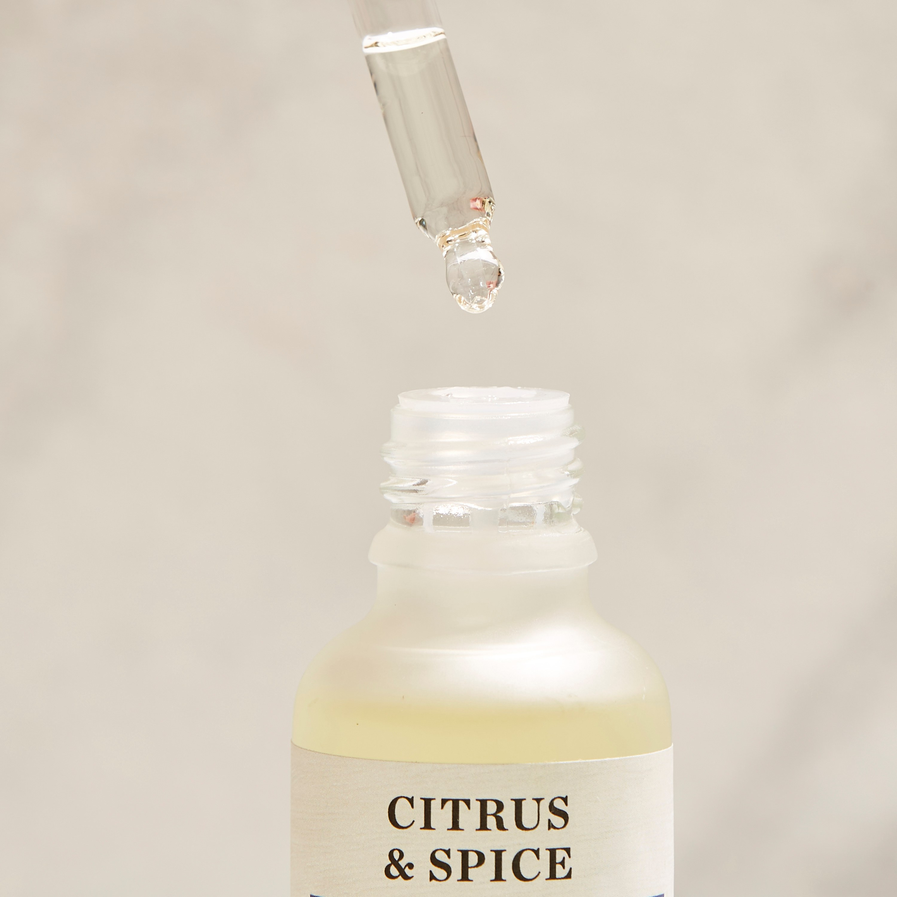 Serenity Citrus and Spice Fragrance Oil - 30 ml-household-homefragrance-fragranceoilsandessence-image-2