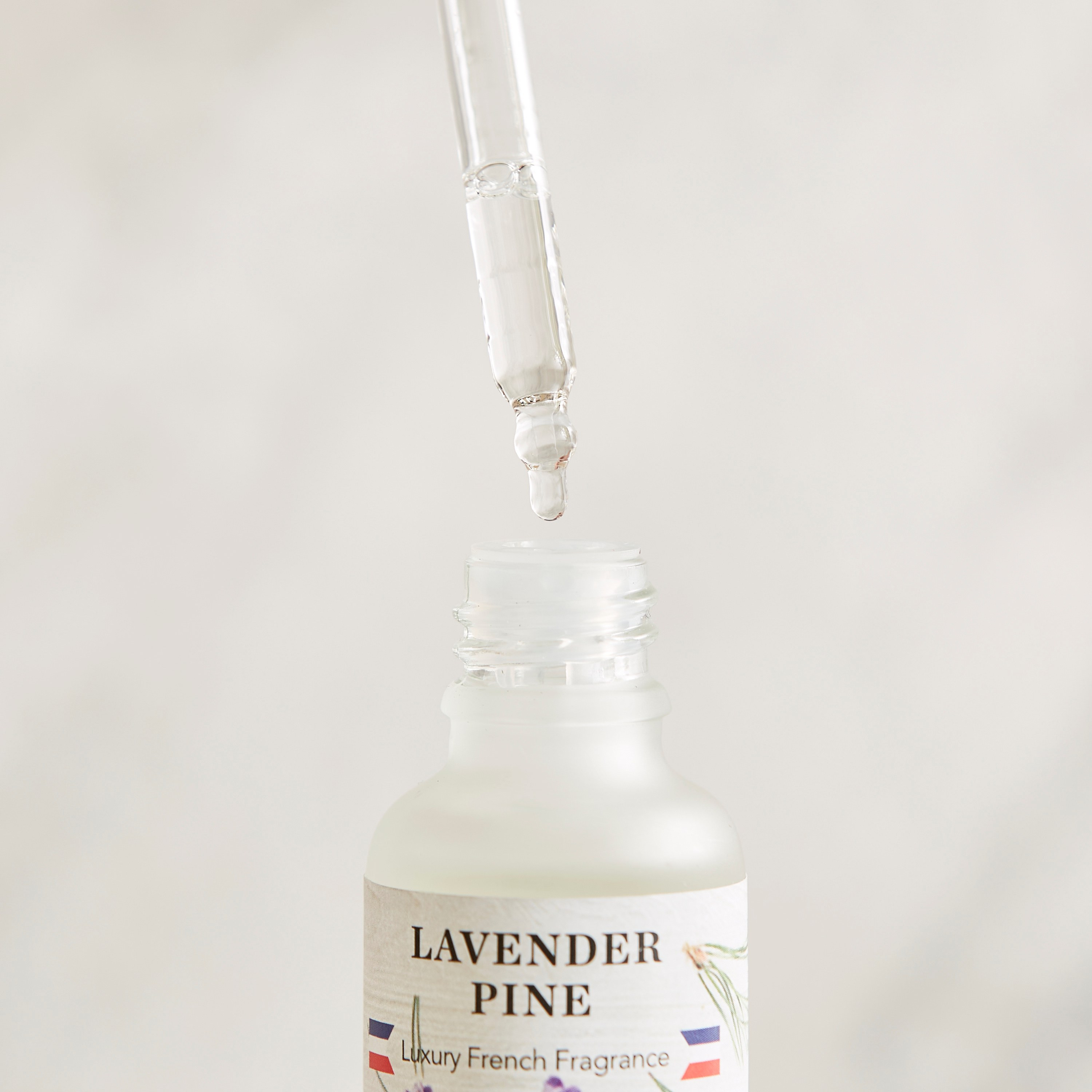 Serenity Lavender Pine Fragrance Oil - 30 ml-household-homefragrance-fragranceoilsandessence-image-2