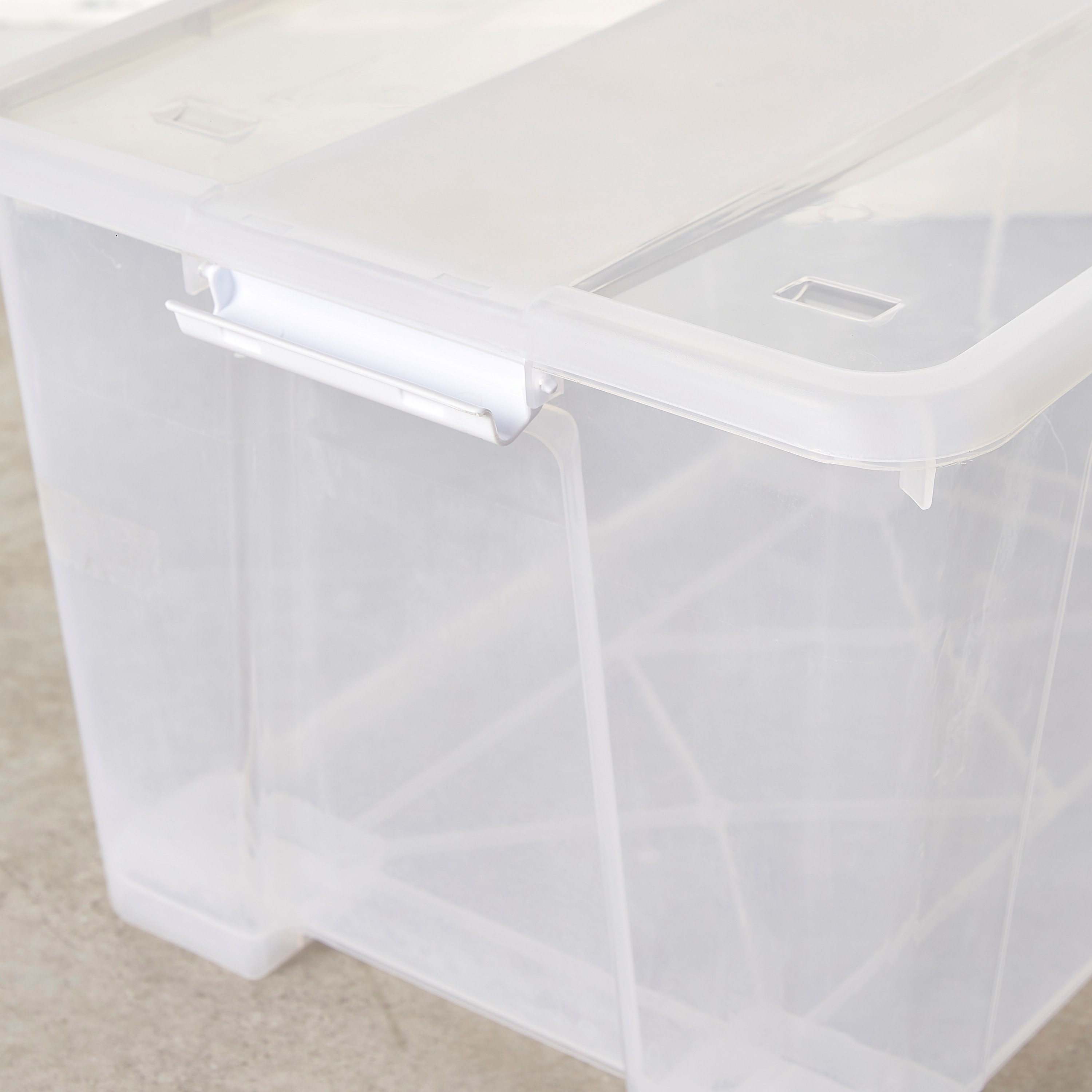 Robyn Storage Box With Lid and Wheels - 52 L-household-storage-storagesolutions-storageboxesandbaskets-image-3