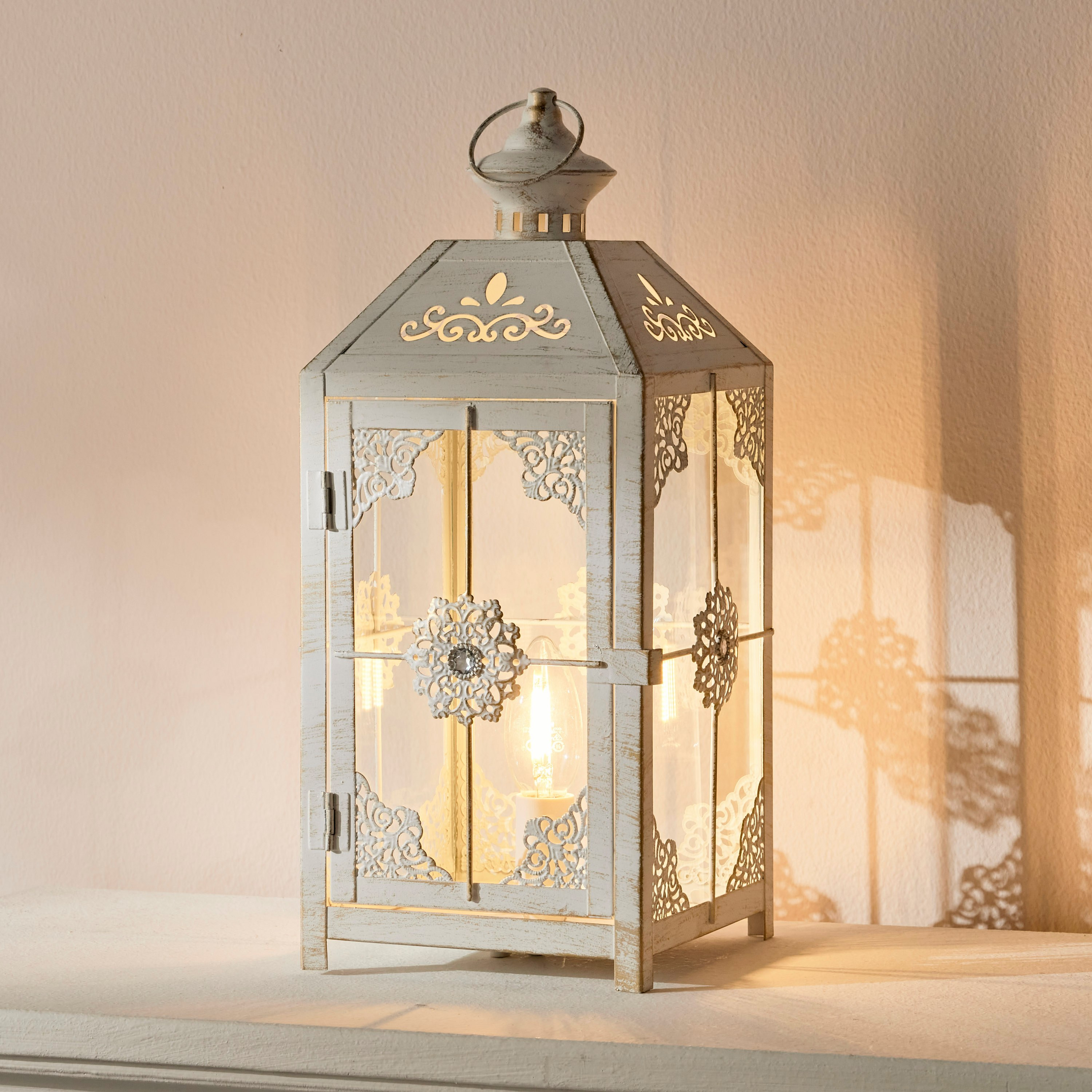 Lantern store table light