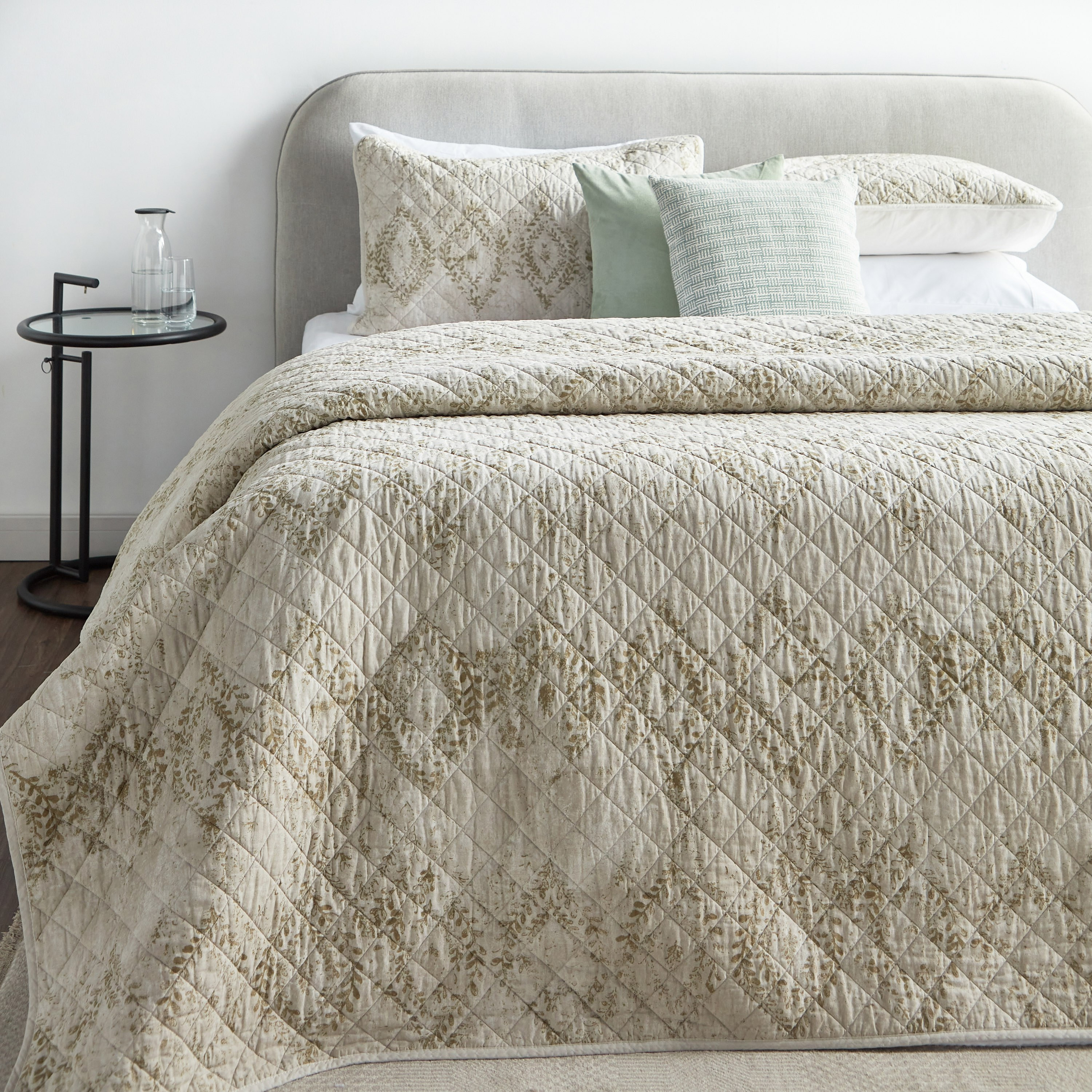 Esme 3-Piece King Bedspread Set - 220x240 cm-household-bedding-comfortersandbedspreads-bedspreads-image-4