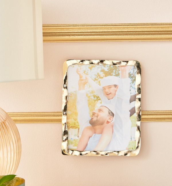 Homesense Gold Photo Frame Shop Melting Gold Photo Frame - 28x23 cm | Home Centre UAE