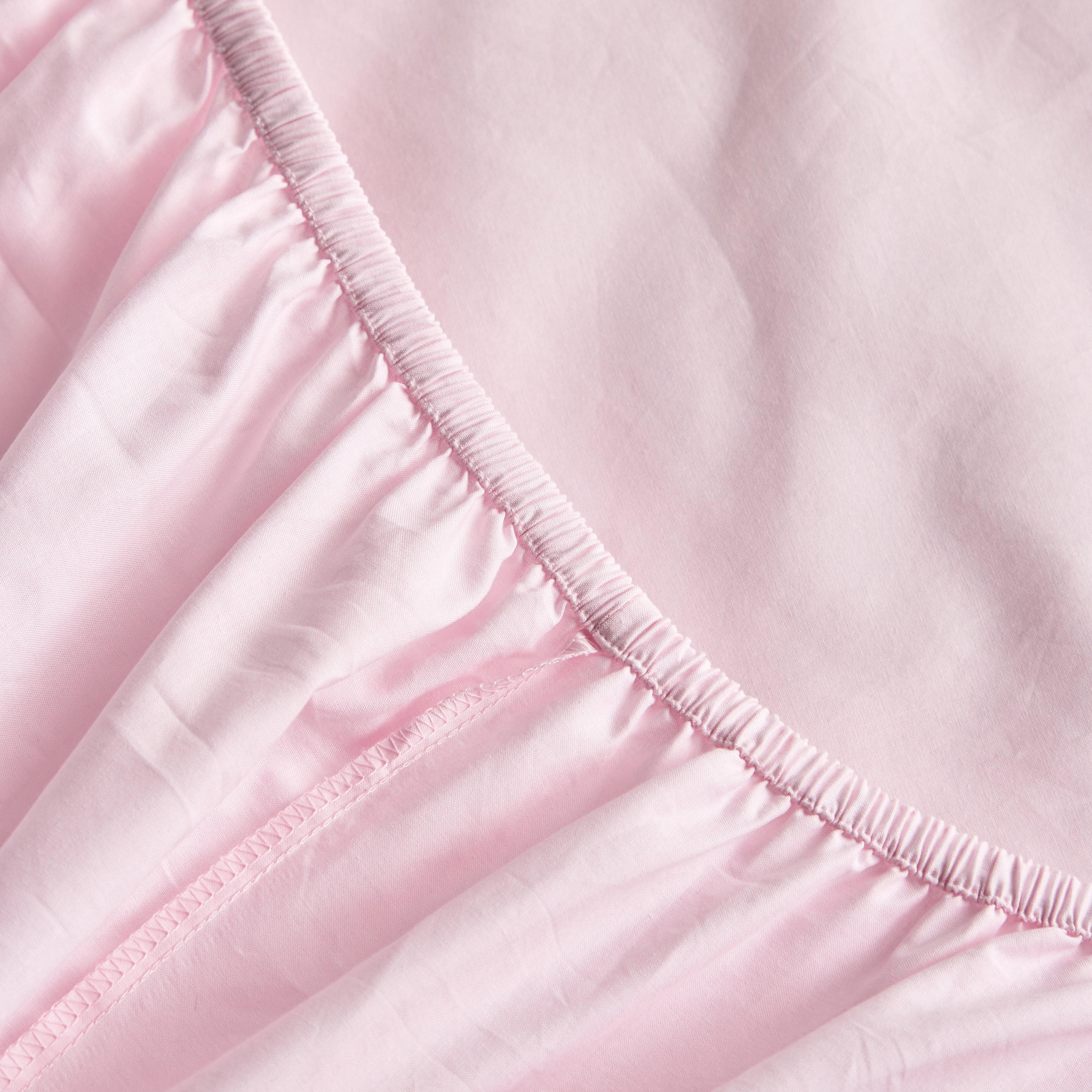 Essence Full 144 TC Fitted Sheet - 120x200 cm-babyandkids-beddingandwindows-bedding-fittedandflatsheets-image-3