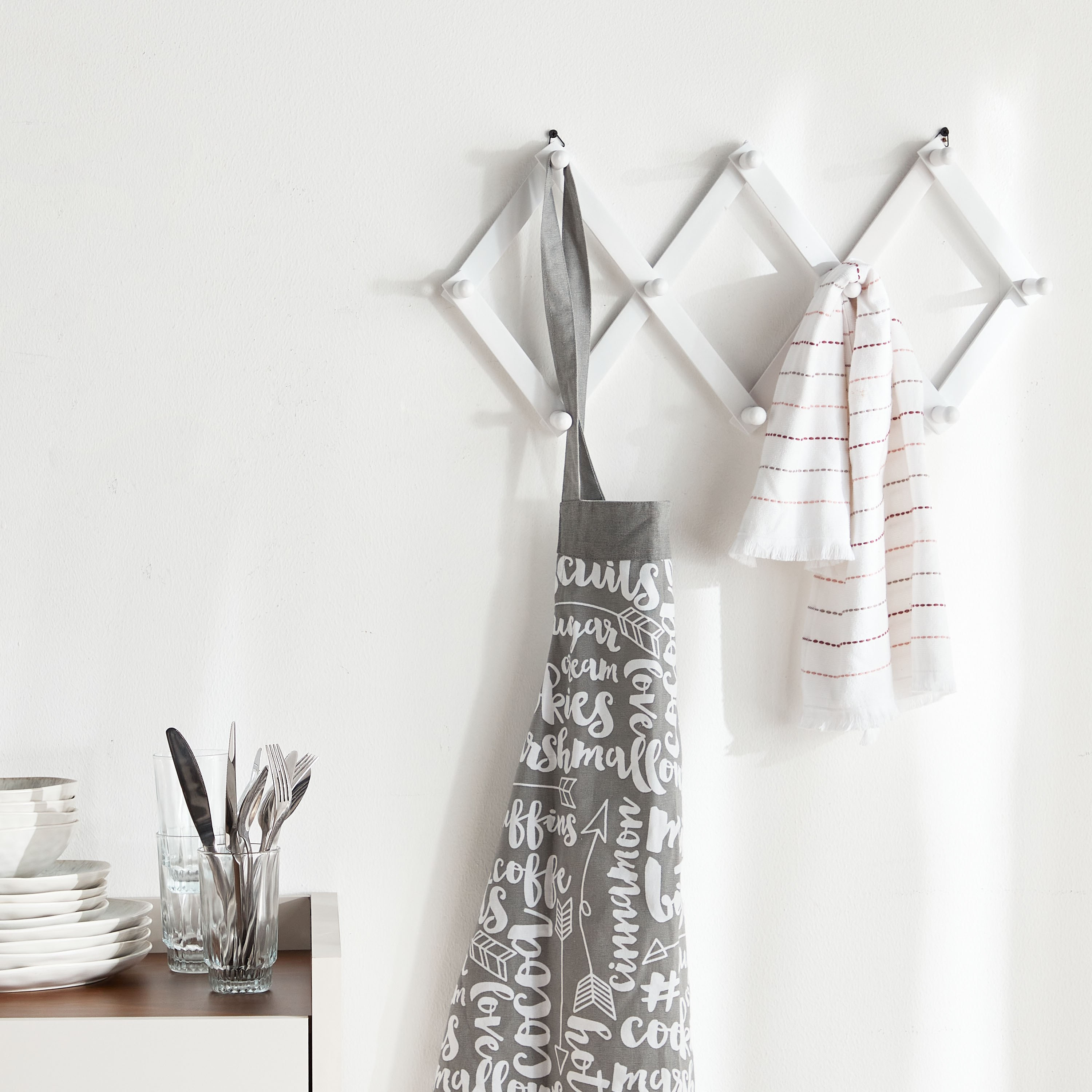 Telescopic Bath Rack-household-bathandlaundry-bathroomorganizing-wallfixturesandhooks-image-3