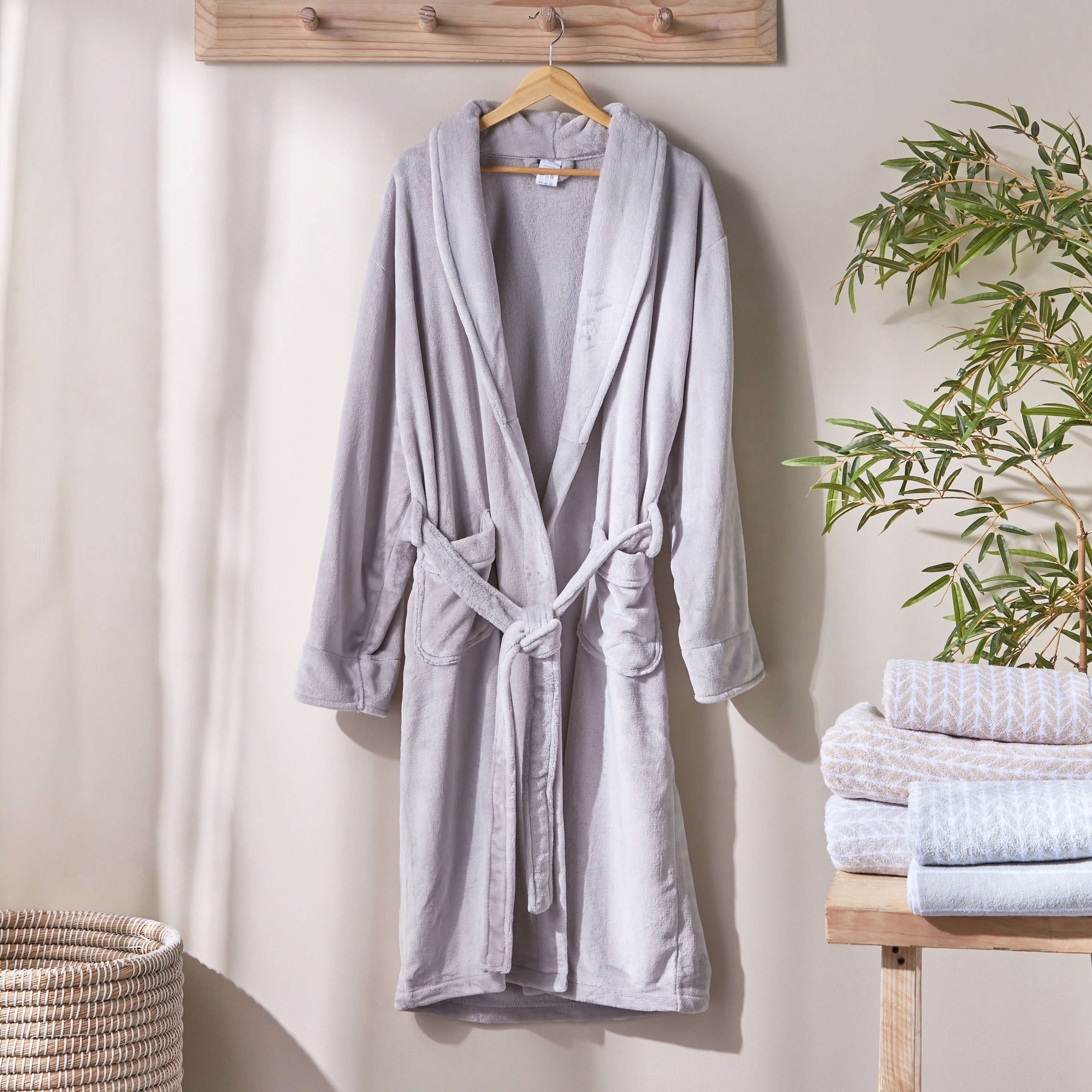 Melosa Flannel Bathrobe - Medium-household-bathandlaundry-bathlinen-bathrobesandslippers-bathrobes-image-1