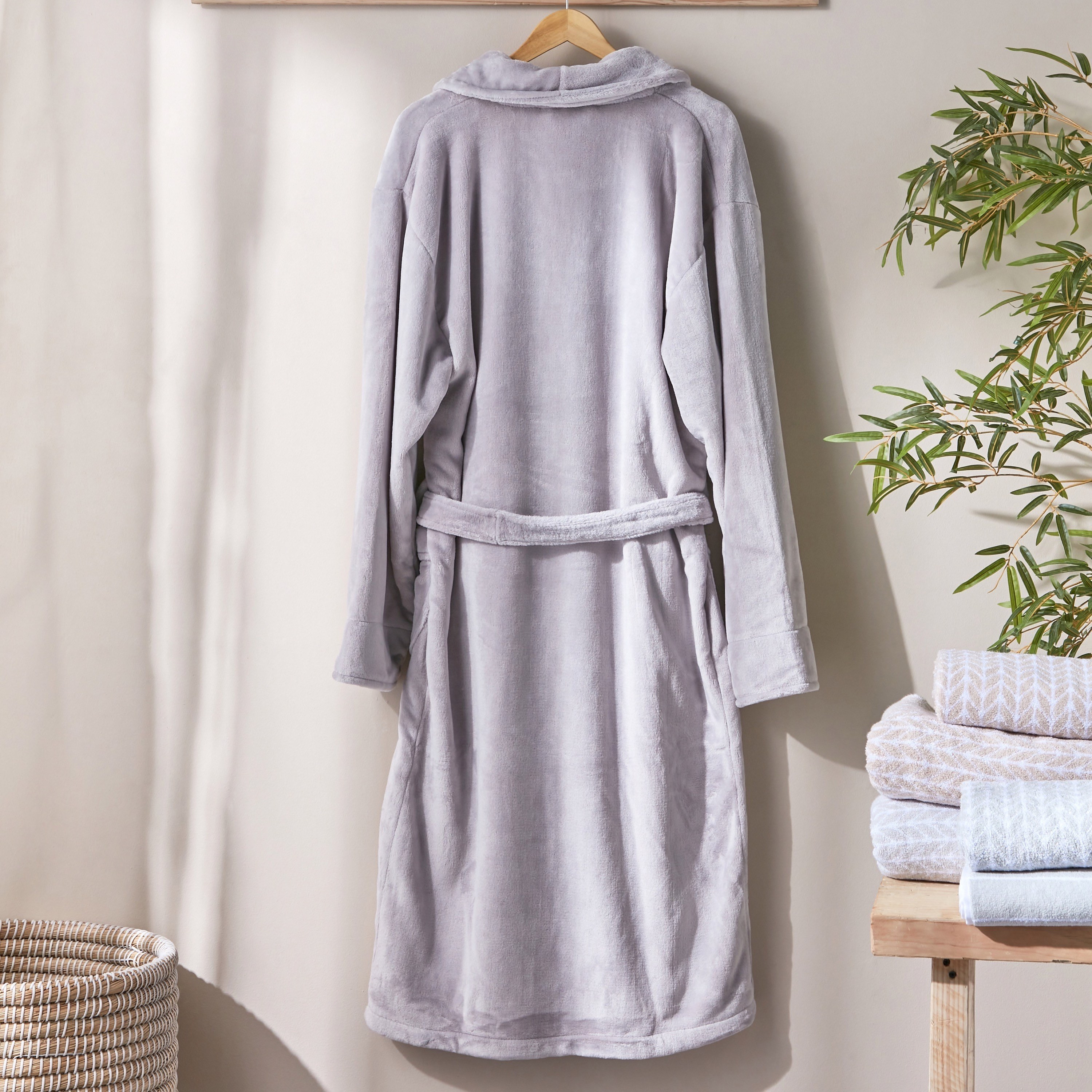 Melosa Flannel Bathrobe - Medium-household-bathandlaundry-bathlinen-bathrobesandslippers-bathrobes-image-2