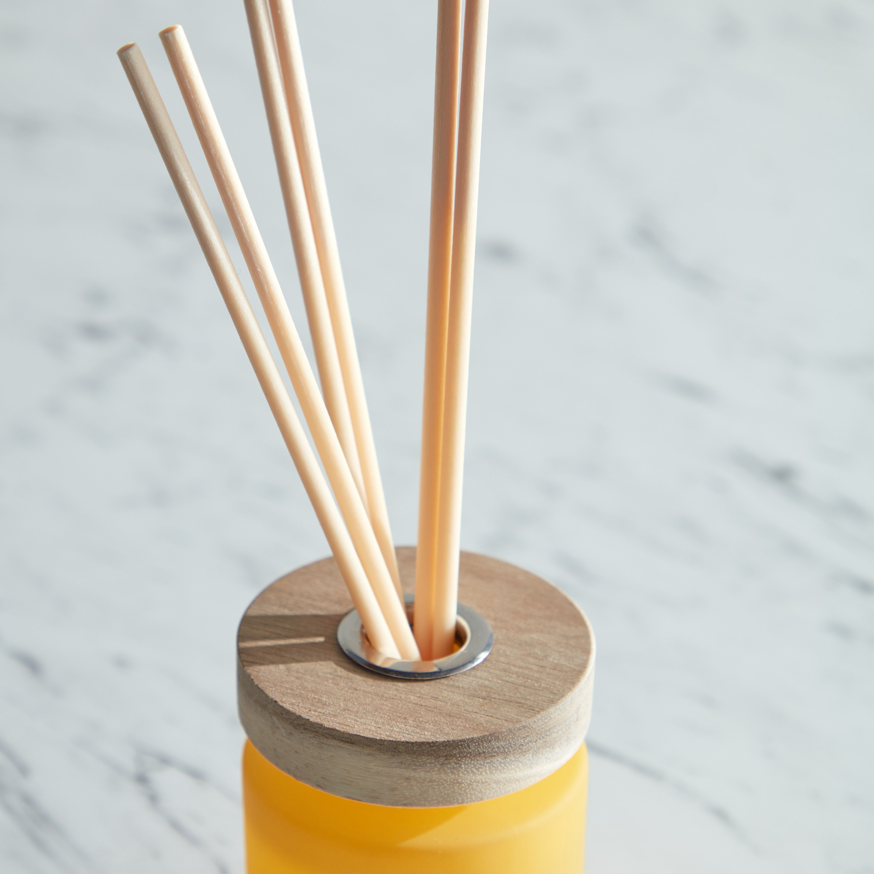 Simplicity Lemongrass and Ginger Reed Diffuser - 100 ml-household-homefragrance-reeddiffusers-image-3