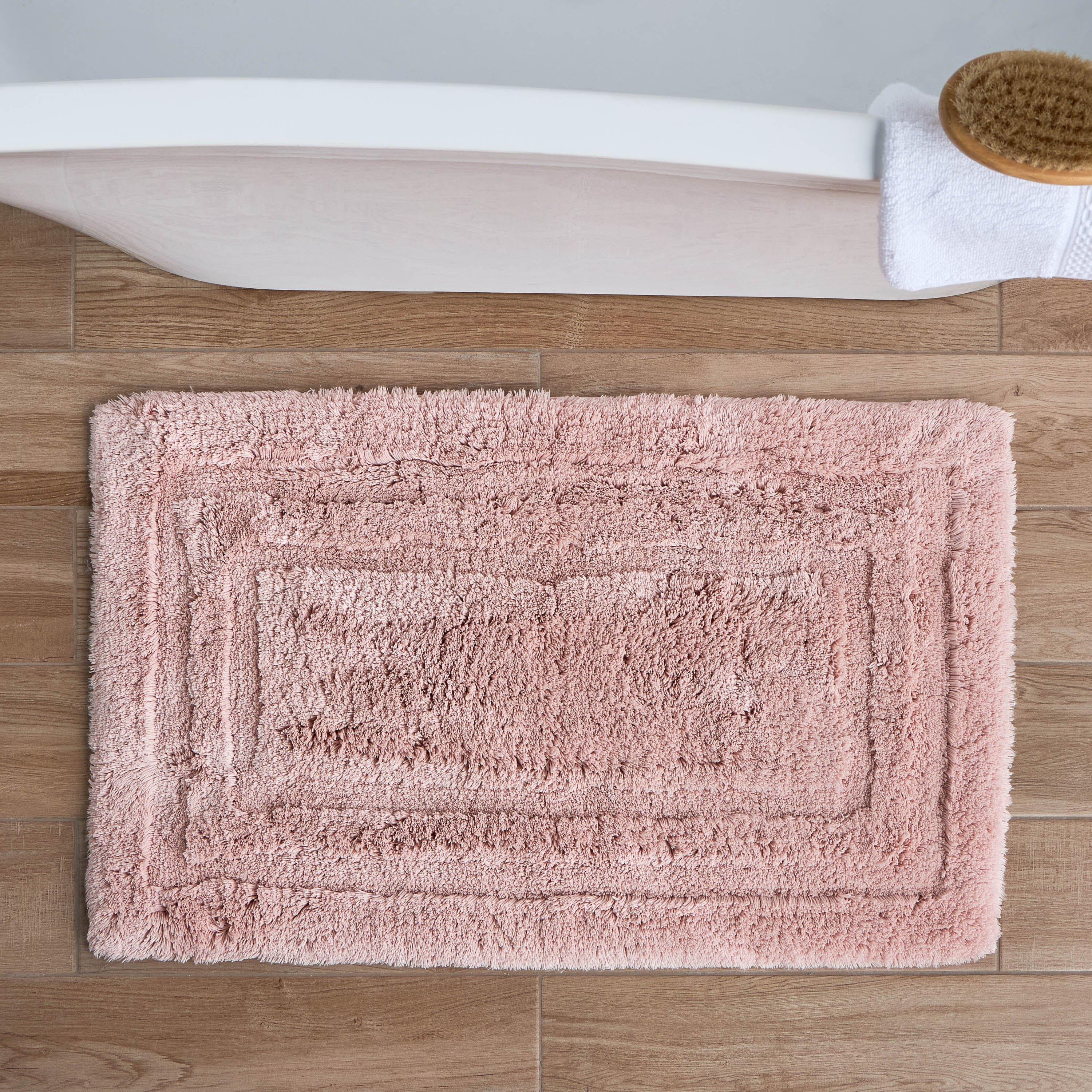 سجادة حمام صناعة مصرية - 53x86 سم-household-bathandlaundry-bathlinen-bathmatsandtubmats-image-1
