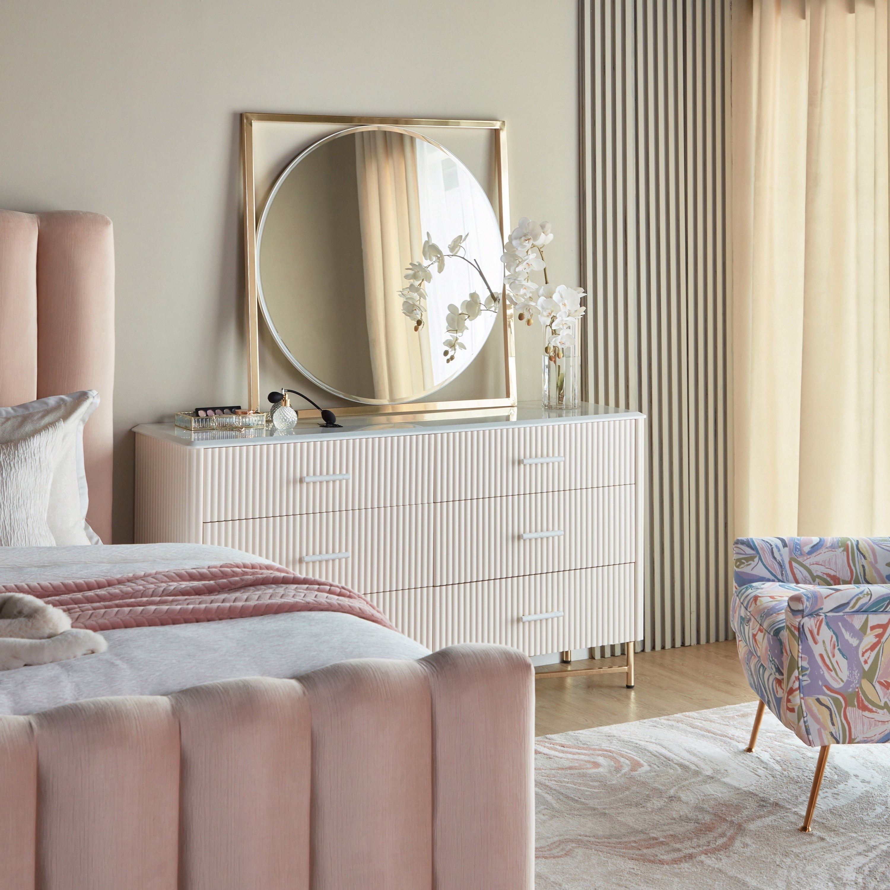 Shop Kourtney 6-Drawer Dresser with Mirror | Home Centre KSA