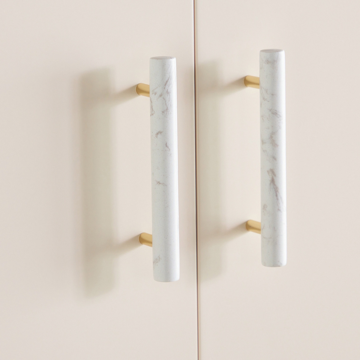 خزانة ملابس بـ6 أبواب وأدراج - كورتني 17 | خزانة ملابس بـ6 أبواب وأدراج - كورتني