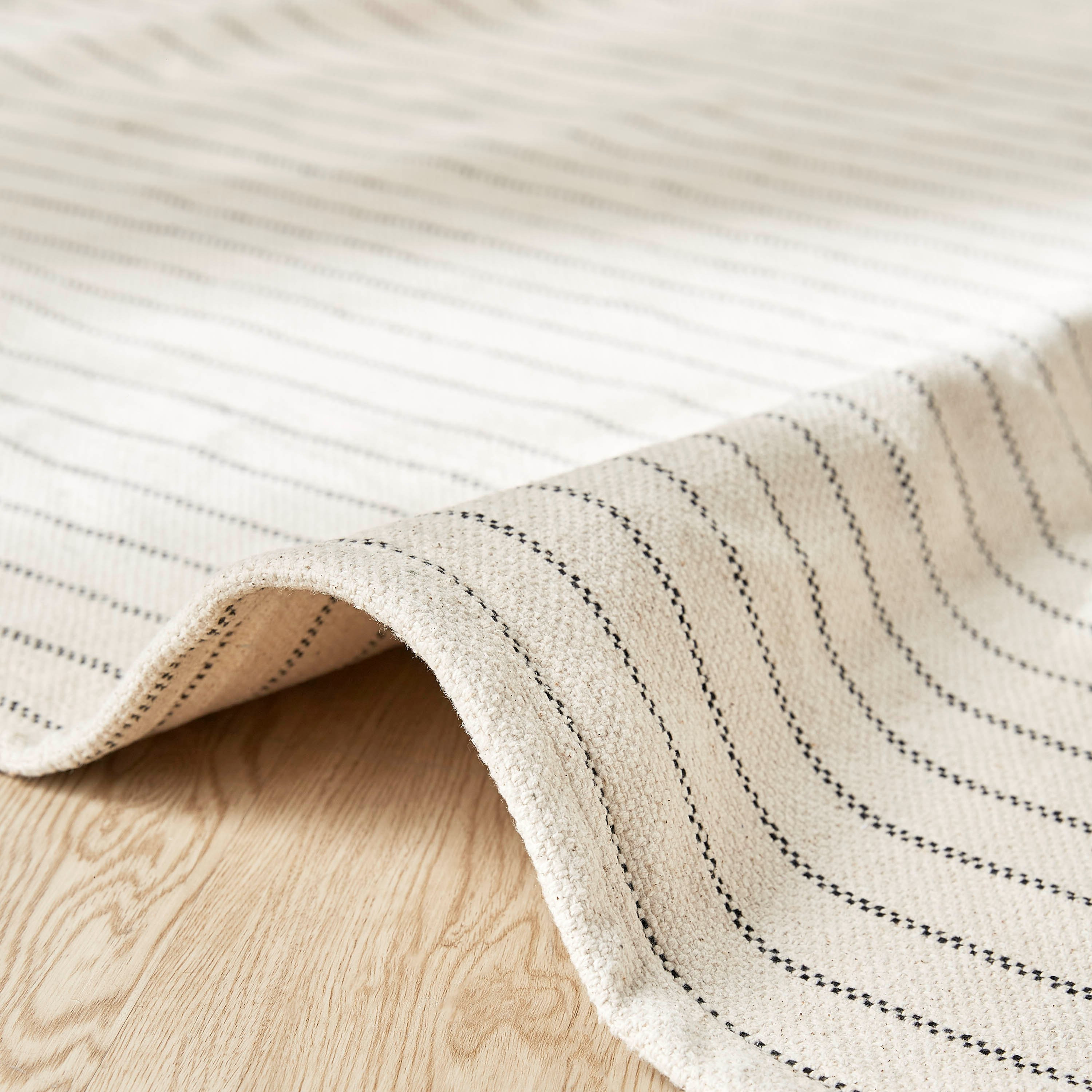 سجادة دوري قطن منسوجة مخططة - 120x180 سم-household-rugsandcarpets-rugs-image-4