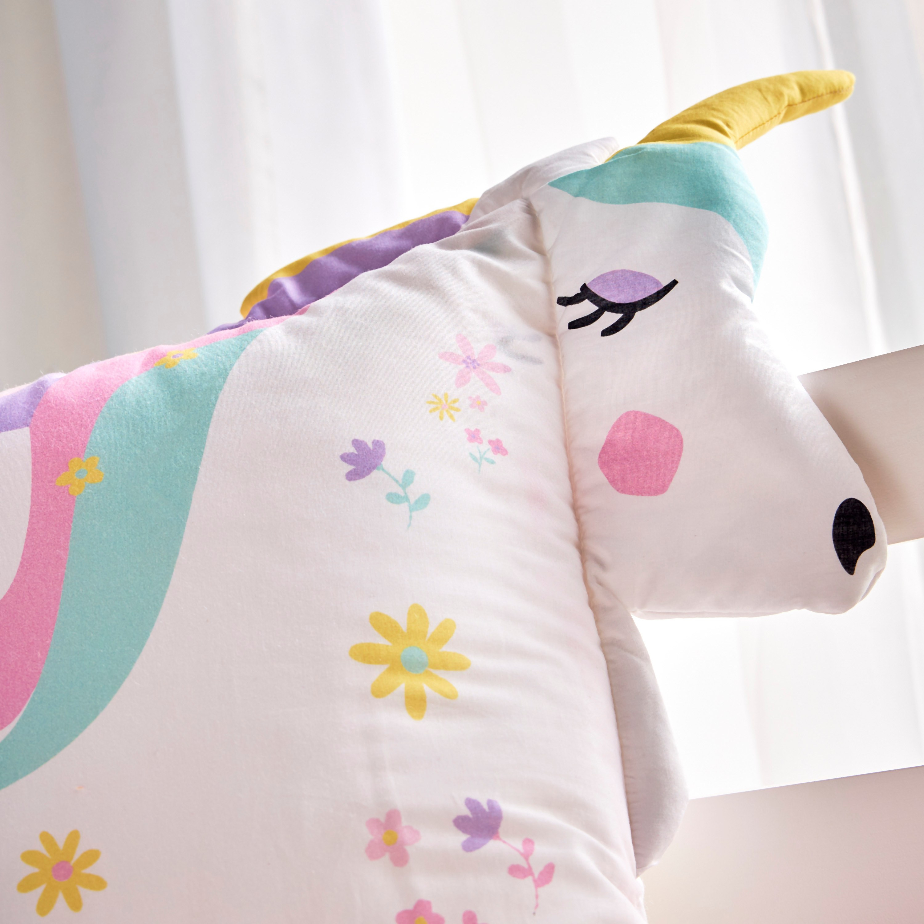 وسادة محشوة ثلاثية الأبعاد بتصميم يونيكورن - 60x40 سم-babyandkids-beddingandwindows-bedding-pillowsandinserts-image-2