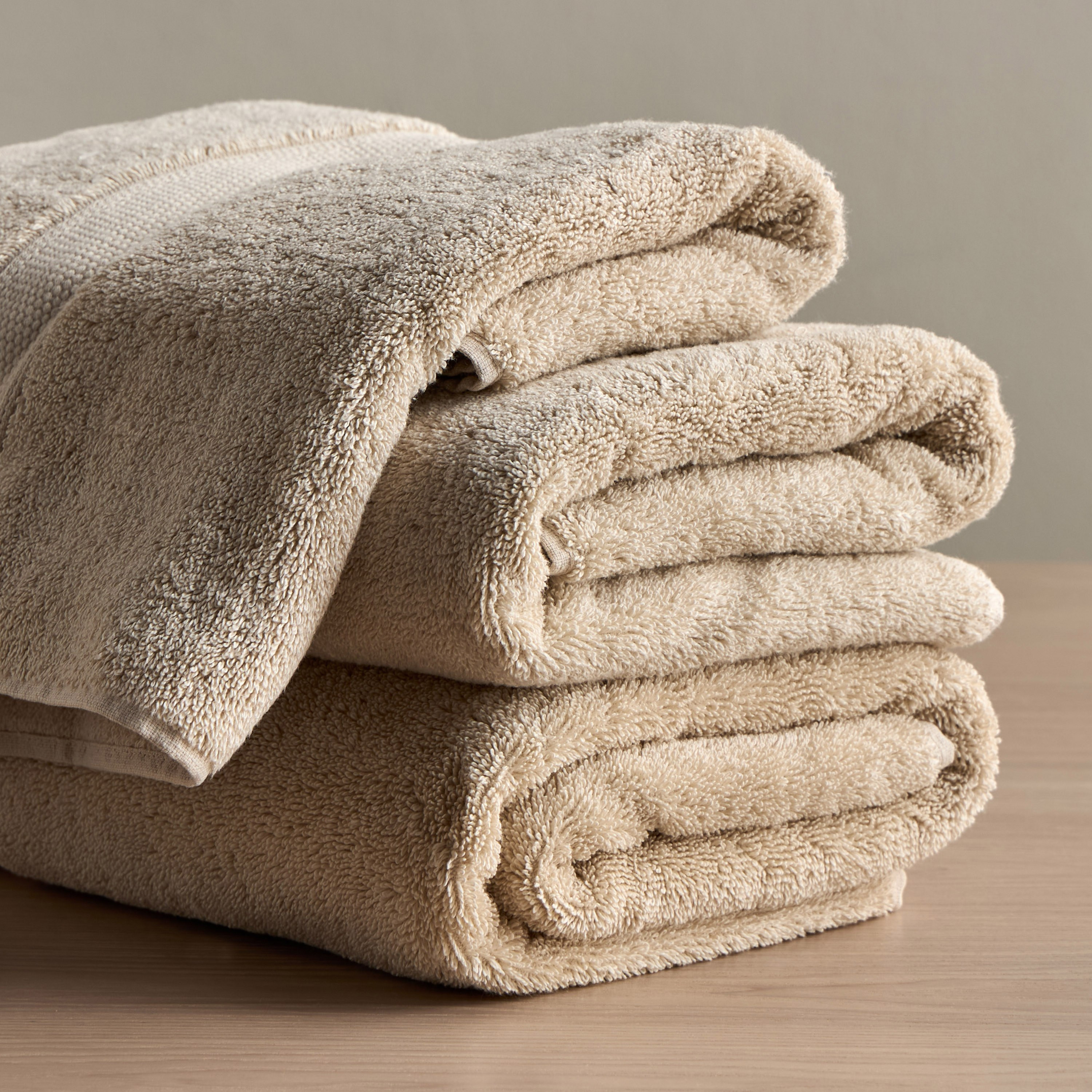 Serene 650 GSM Microcotton Bath Sheet - 84x150 cm-household-bathandlaundry-bathlinen-towels-image-4