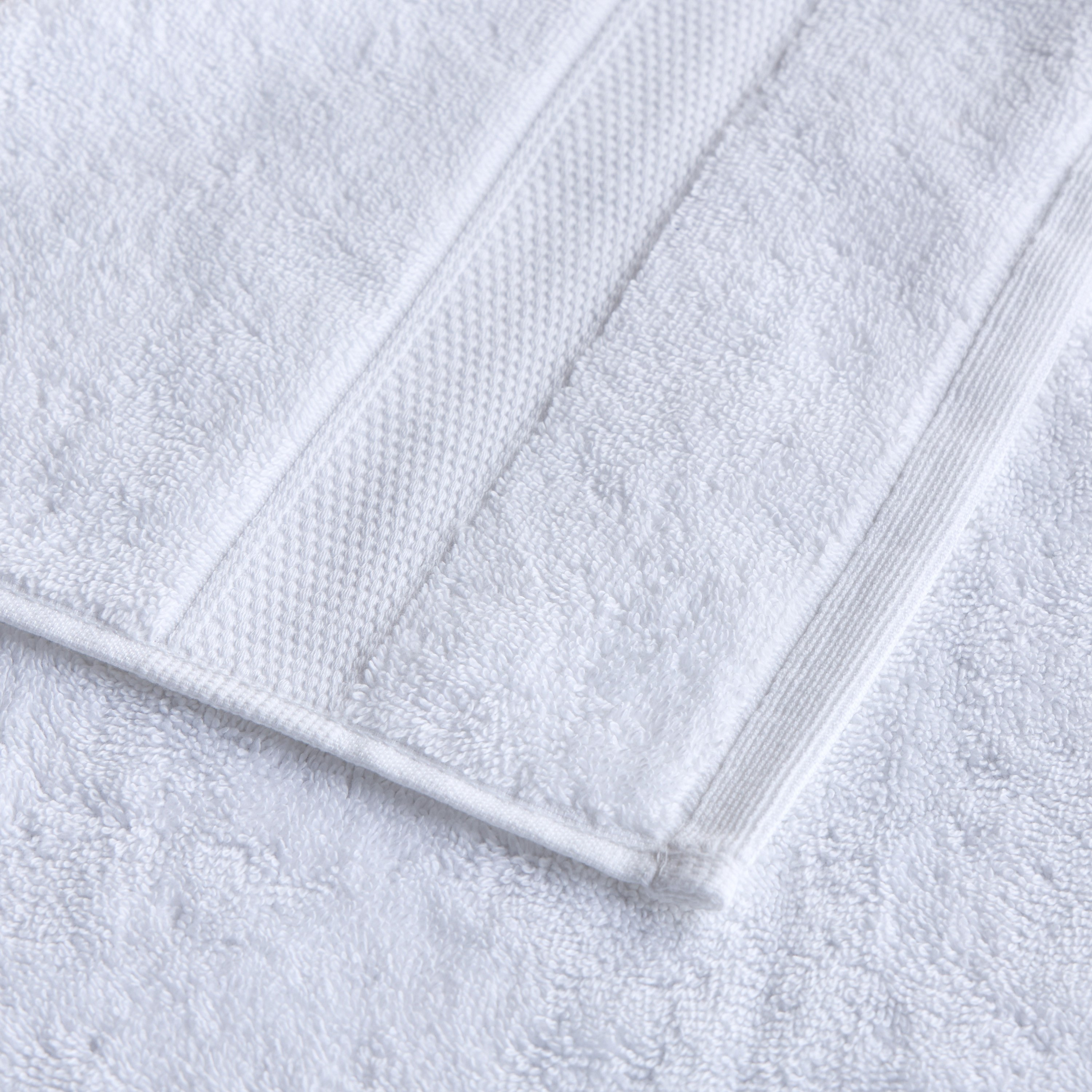 Serene 650 GSM Microcotton Bath Sheet - 84x150 cm-household-bathandlaundry-bathlinen-towels-image-3