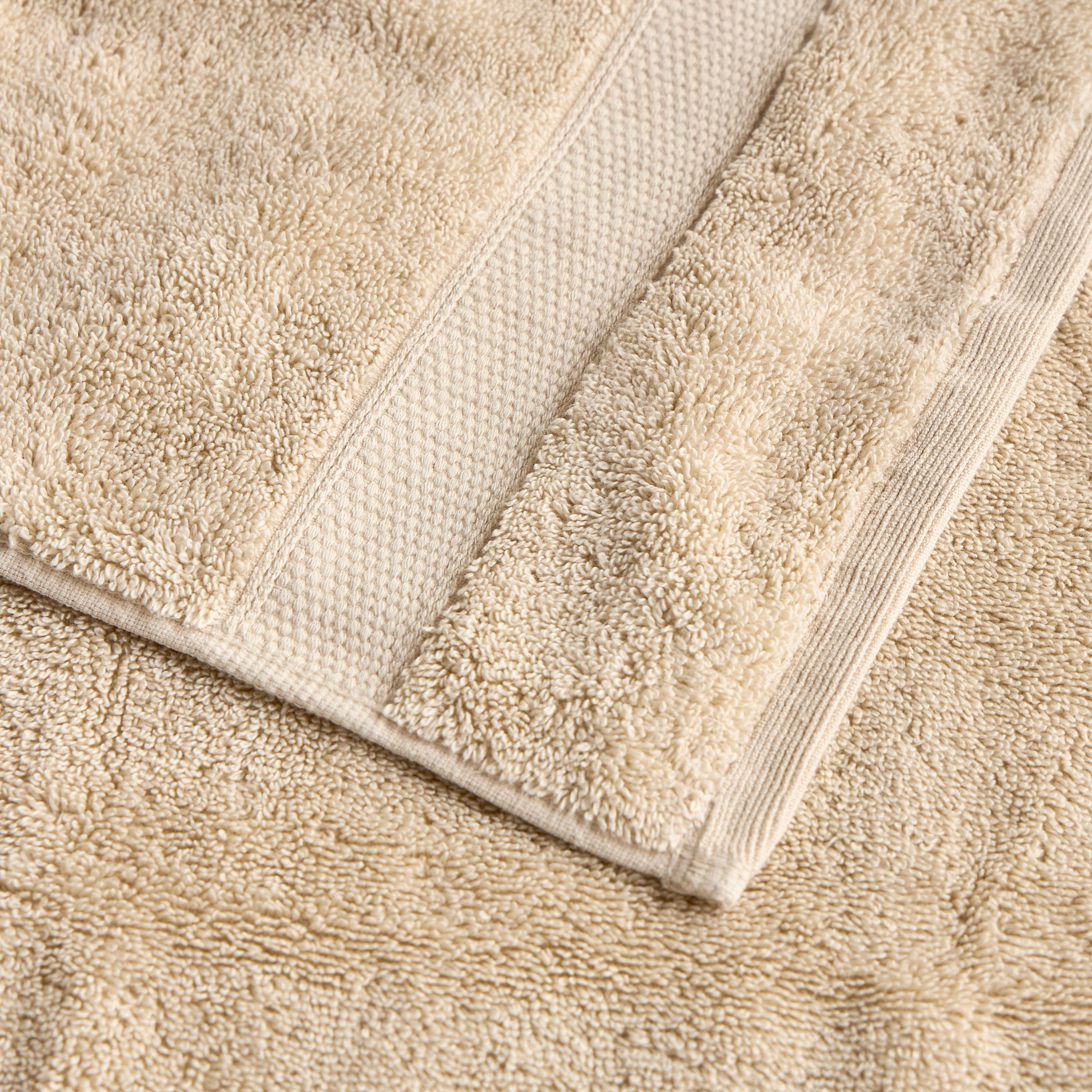 Serene 650 GSM Microcotton Bath Towel - 70x140 cm-household-bathandlaundry-bathlinen-towels-image-3