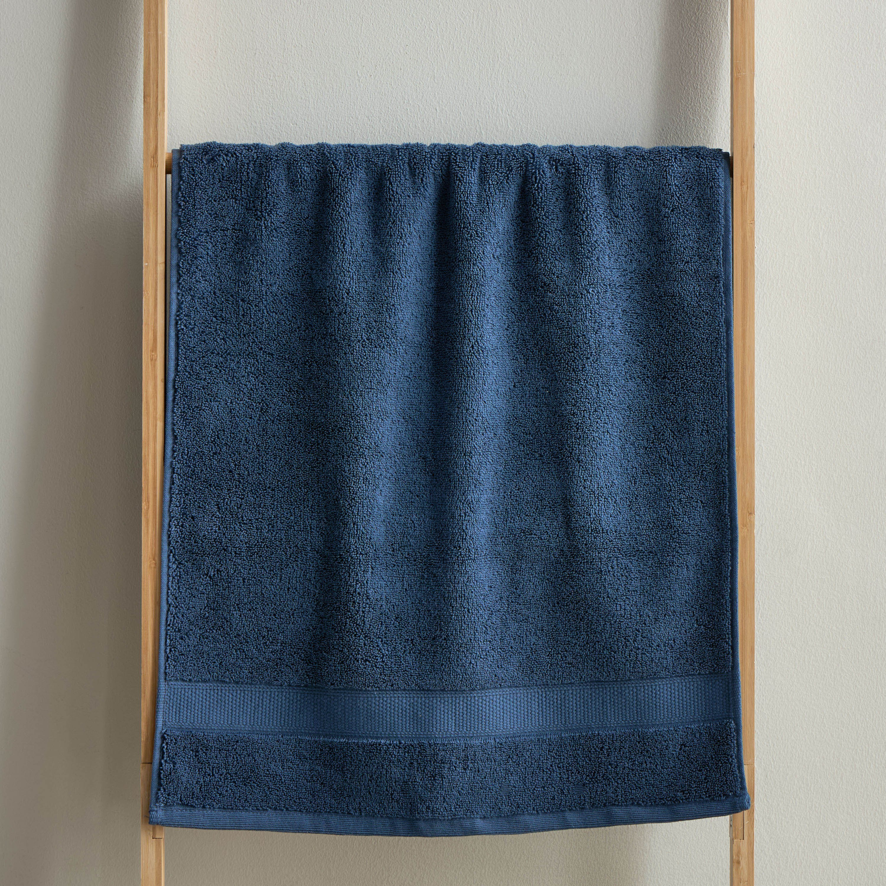 Serene 650 GSM Microcotton Hand Towel - 50x90 cm-household-bathandlaundry-bathlinen-towels-image-2