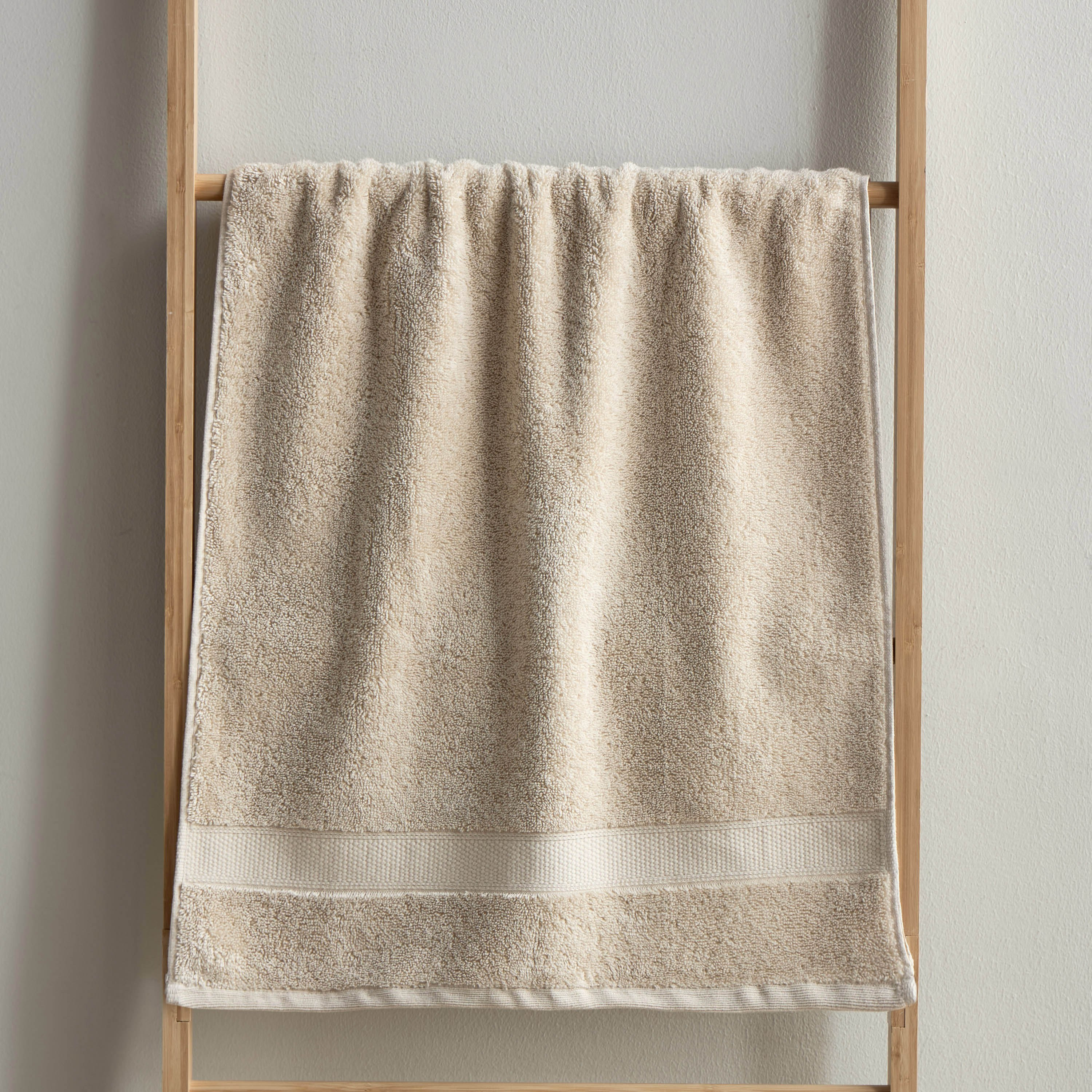 Serene 650 GSM Microcotton Hand Towel - 50x90 cm-household-bathandlaundry-bathlinen-towels-image-2