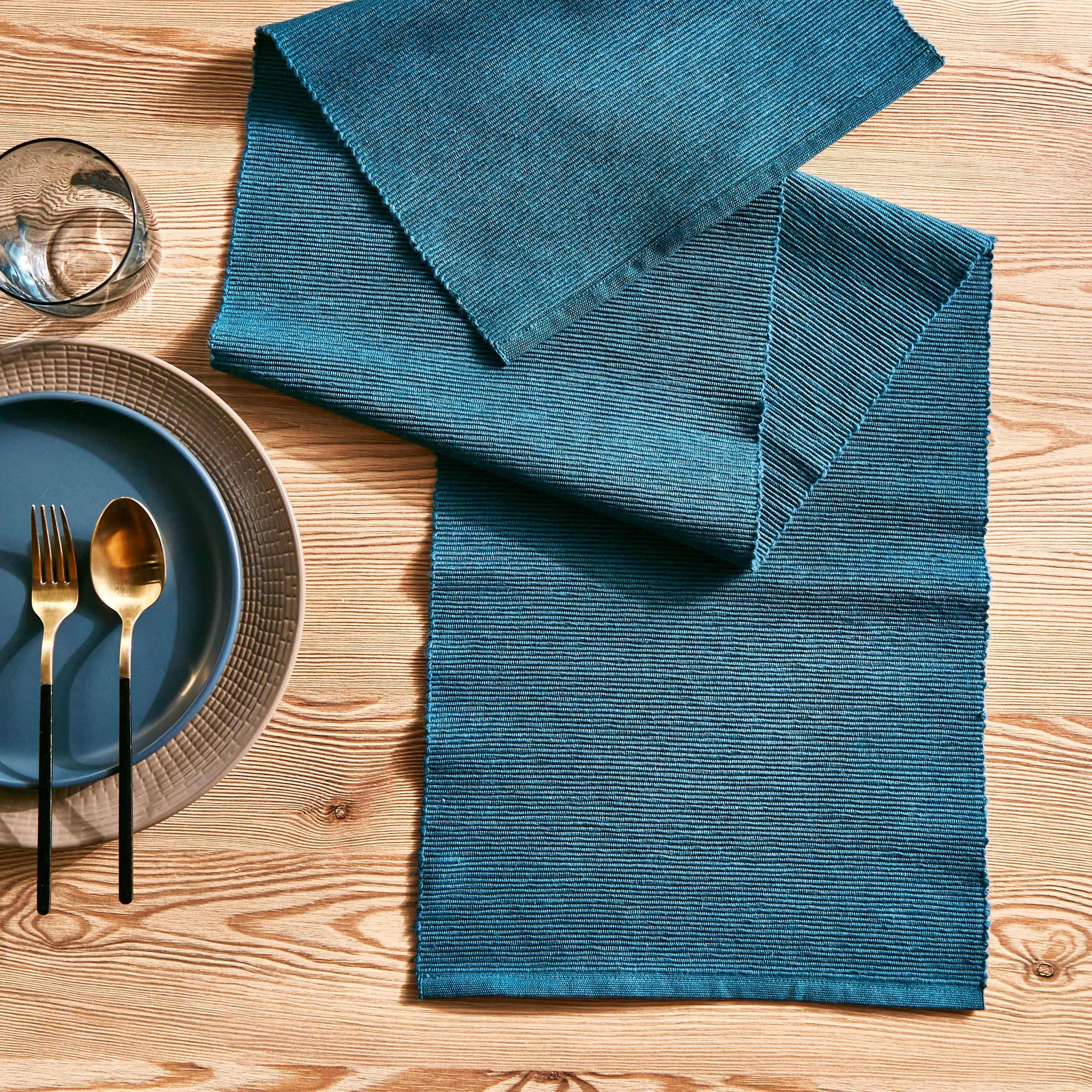 Fiona Runner - 180x30 cm-household-dining-tablelinen-runnersandtablecovers-image-1