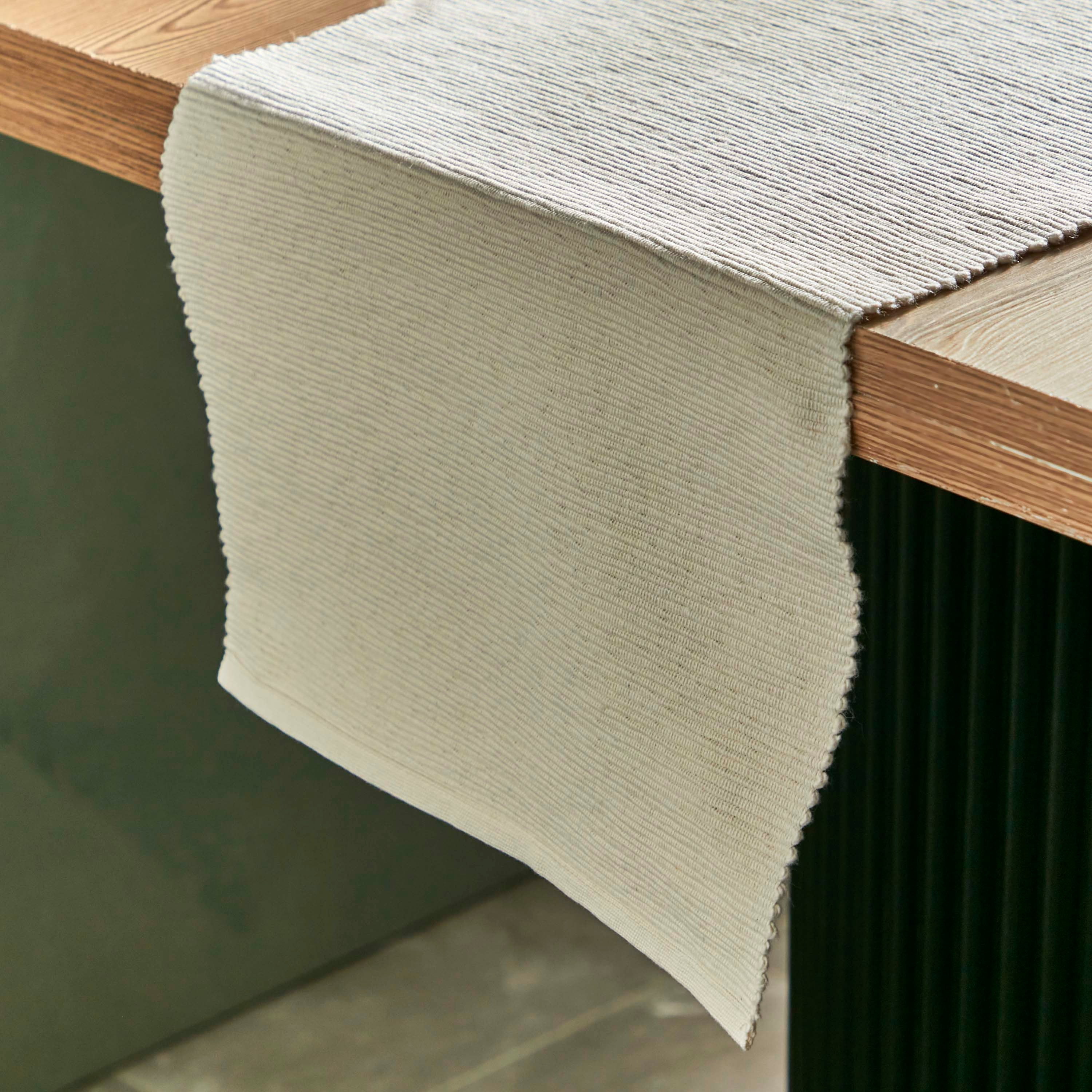 Fiona Runner - 120x30 cm-household-dining-tablelinen-runnersandtablecovers-image-3