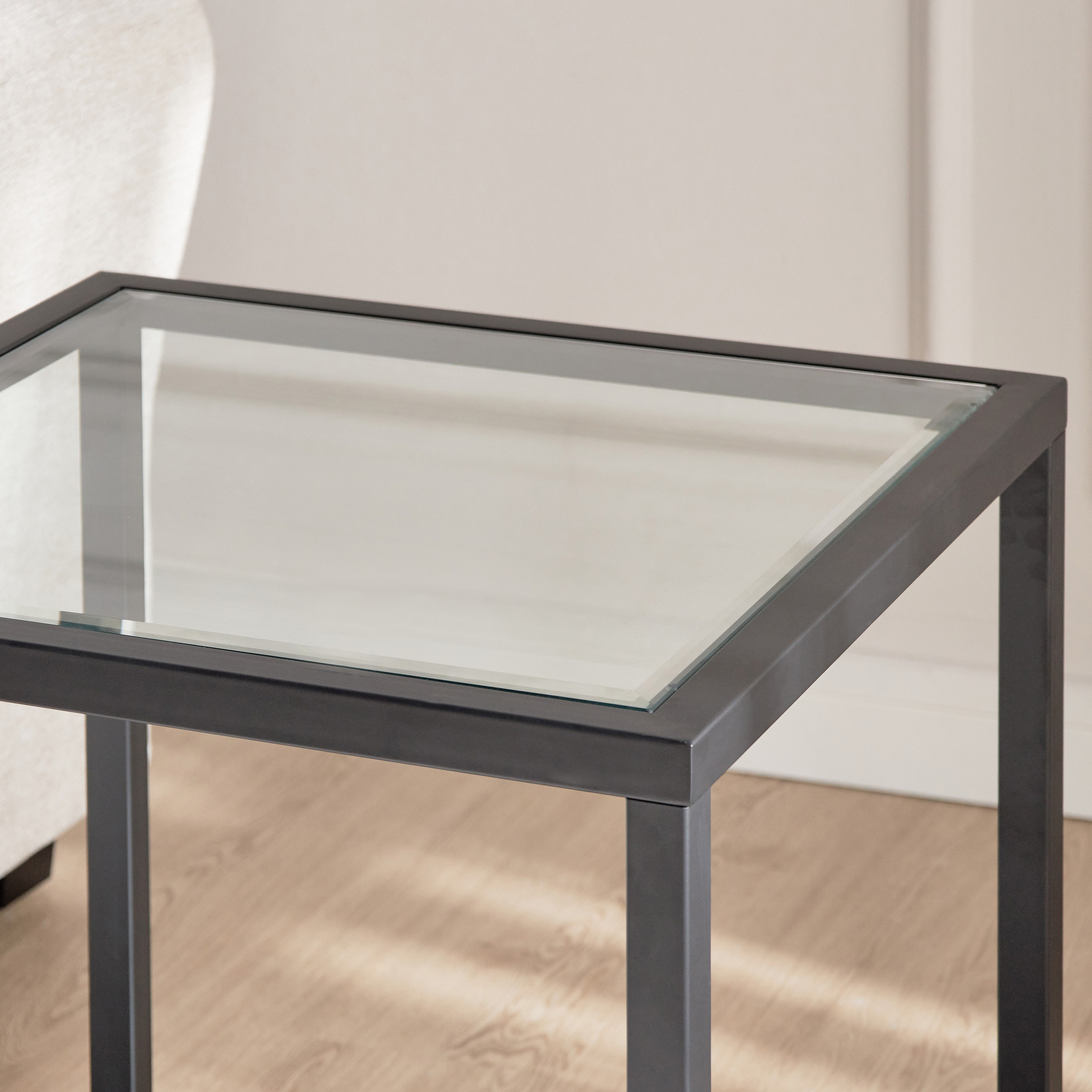 Atrisa Glass Top Side Table-furniture-livingroom-sideandendtables-image-4