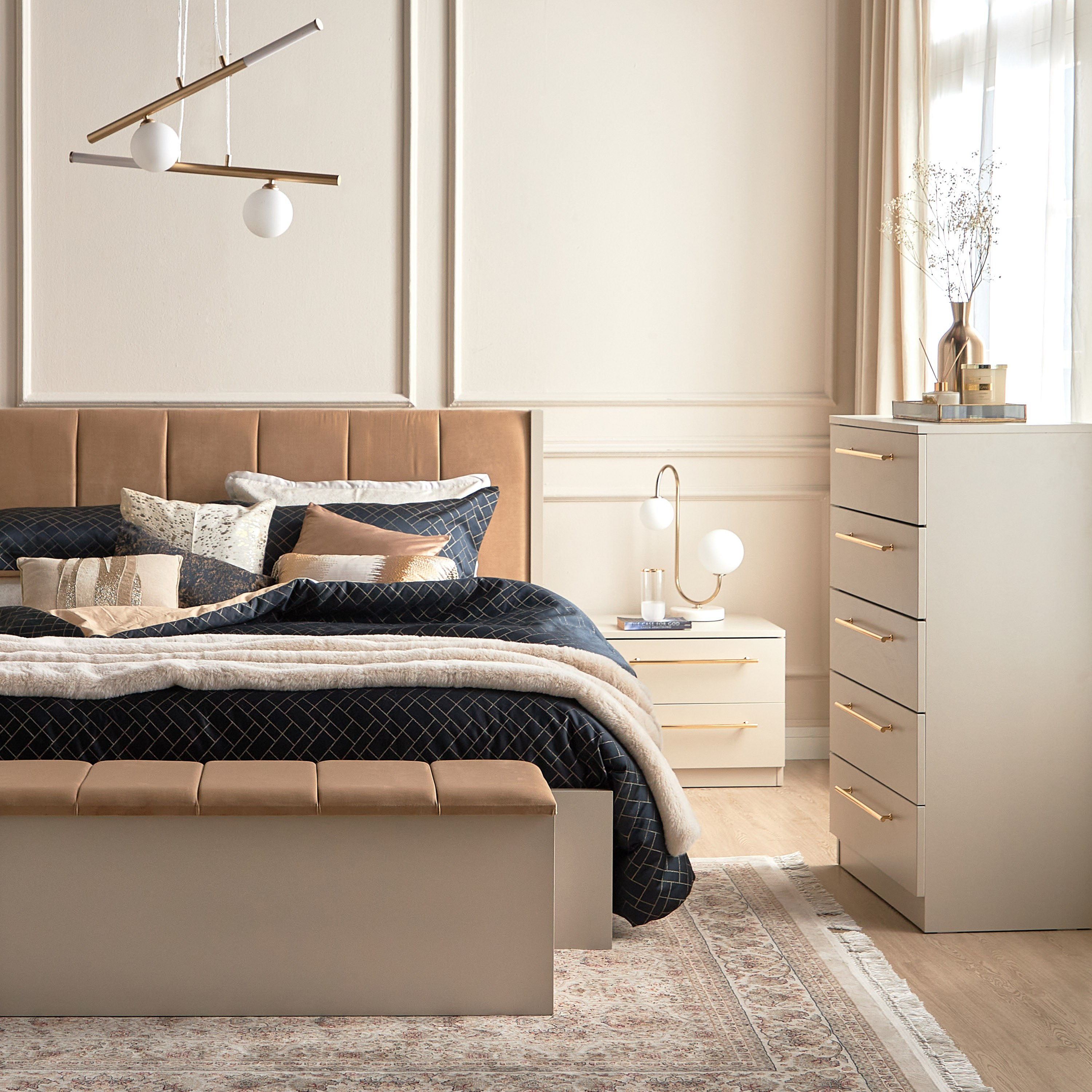 Dante Chest of 5-Drawers-furniture-bedroom-chestofdrawers-image-5