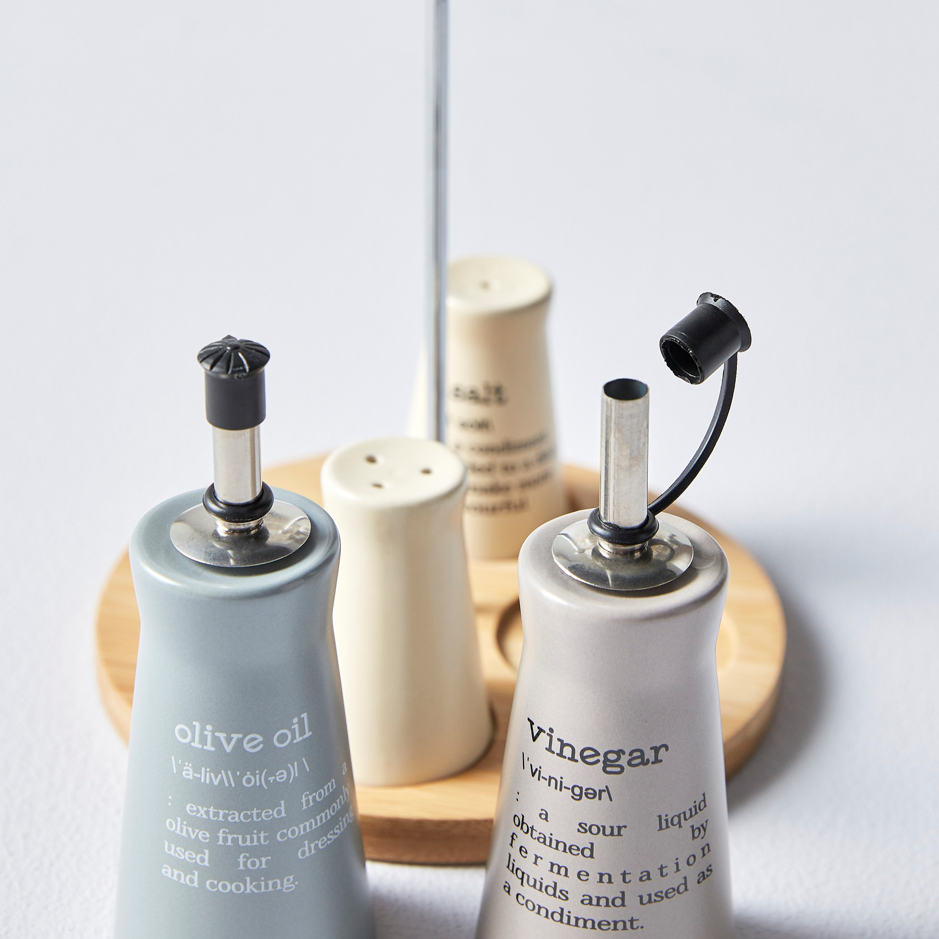Dishology Oil and Vinegar Bottle Set with Salt and Pepper Shakers-household-kitchen-foodstorage-saltandpeppershakers-image-3