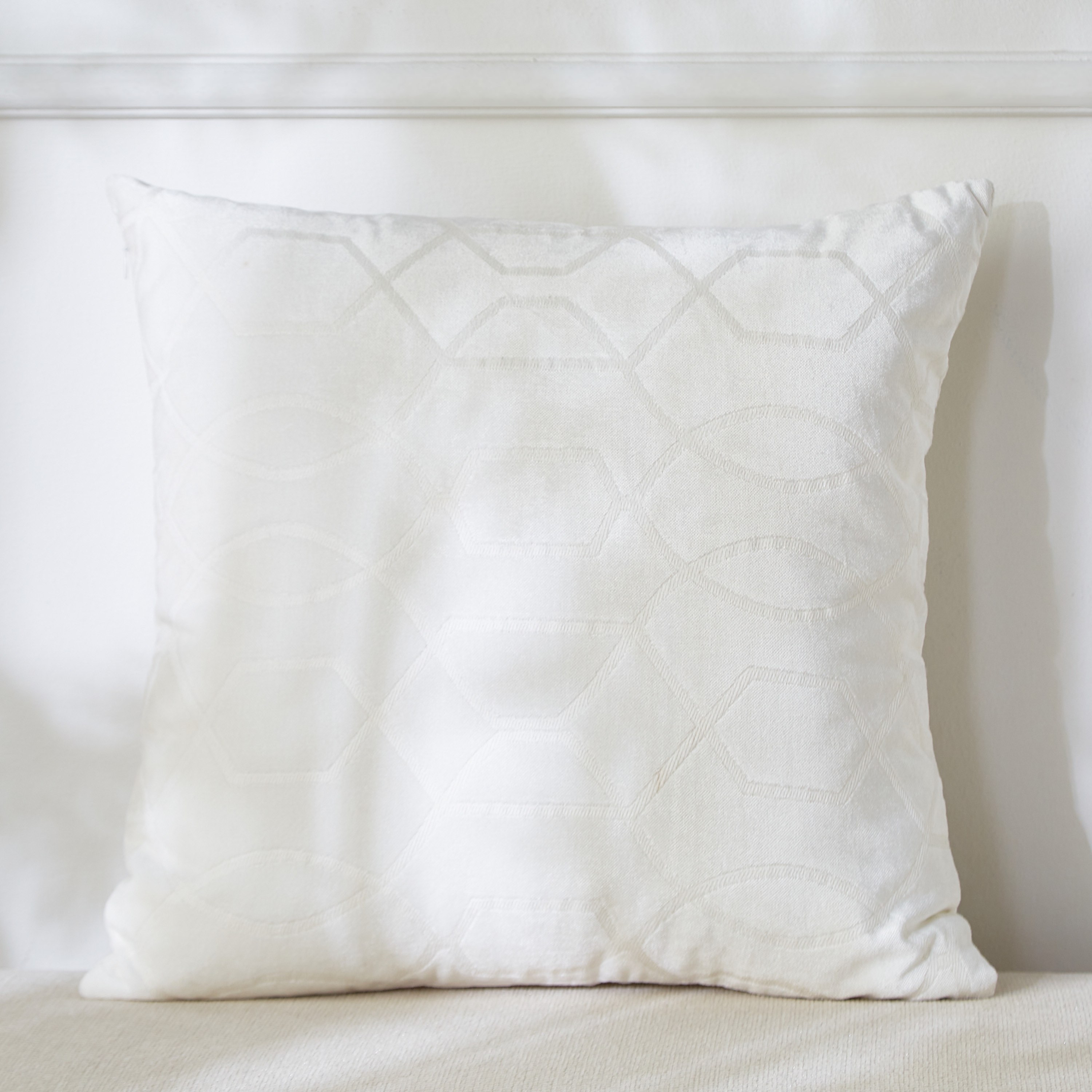 Chriz Cushion Cover - 45x45 cm-household-cushionsandthrows-cushioncovers-image-1