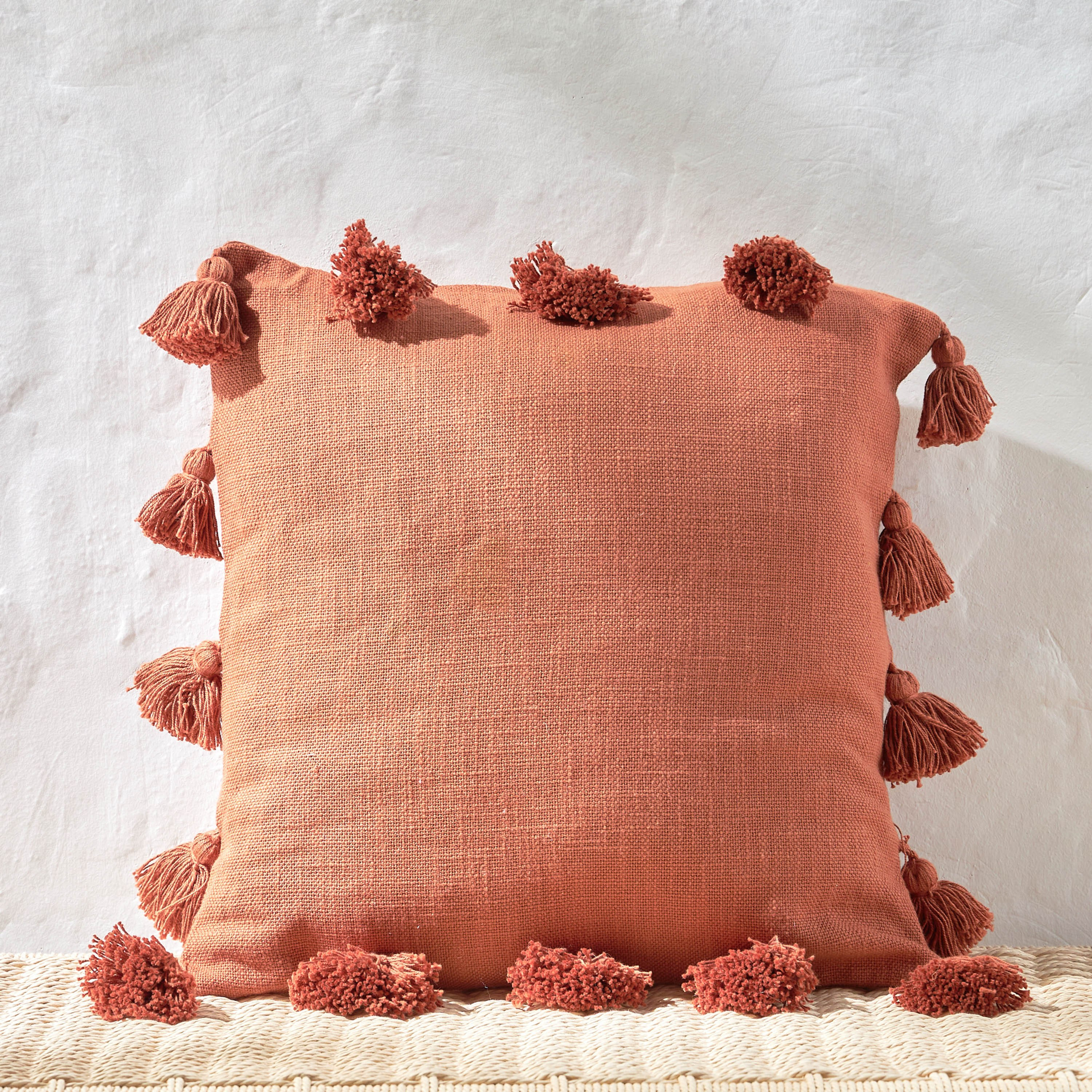 Fretta Cushion Cover - 45x45 cm-household-cushionsandthrows-cushioncovers-image-1