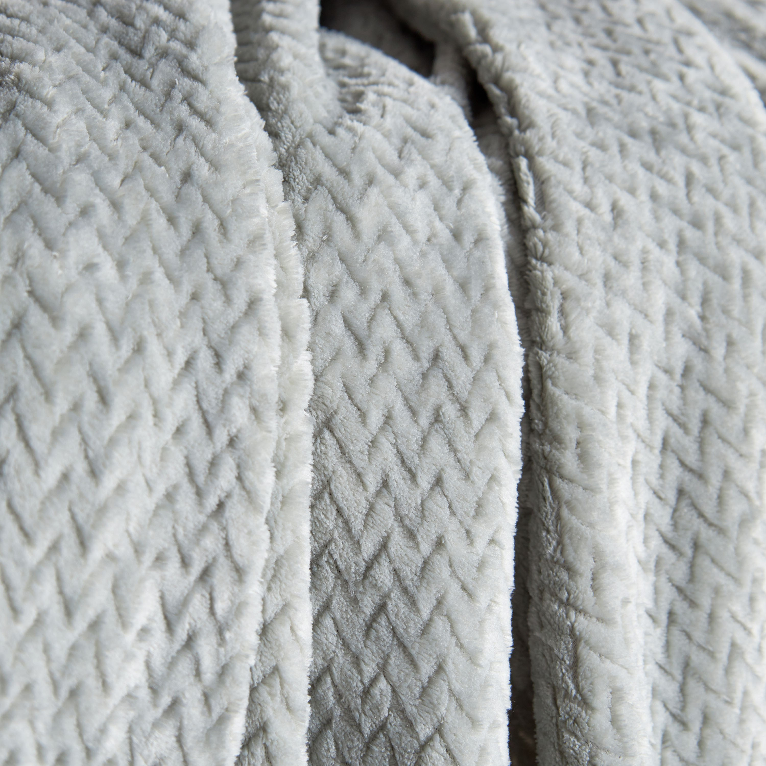 Carney Single Blanket - 150x200 cm -household-bedding-blankets-image-2