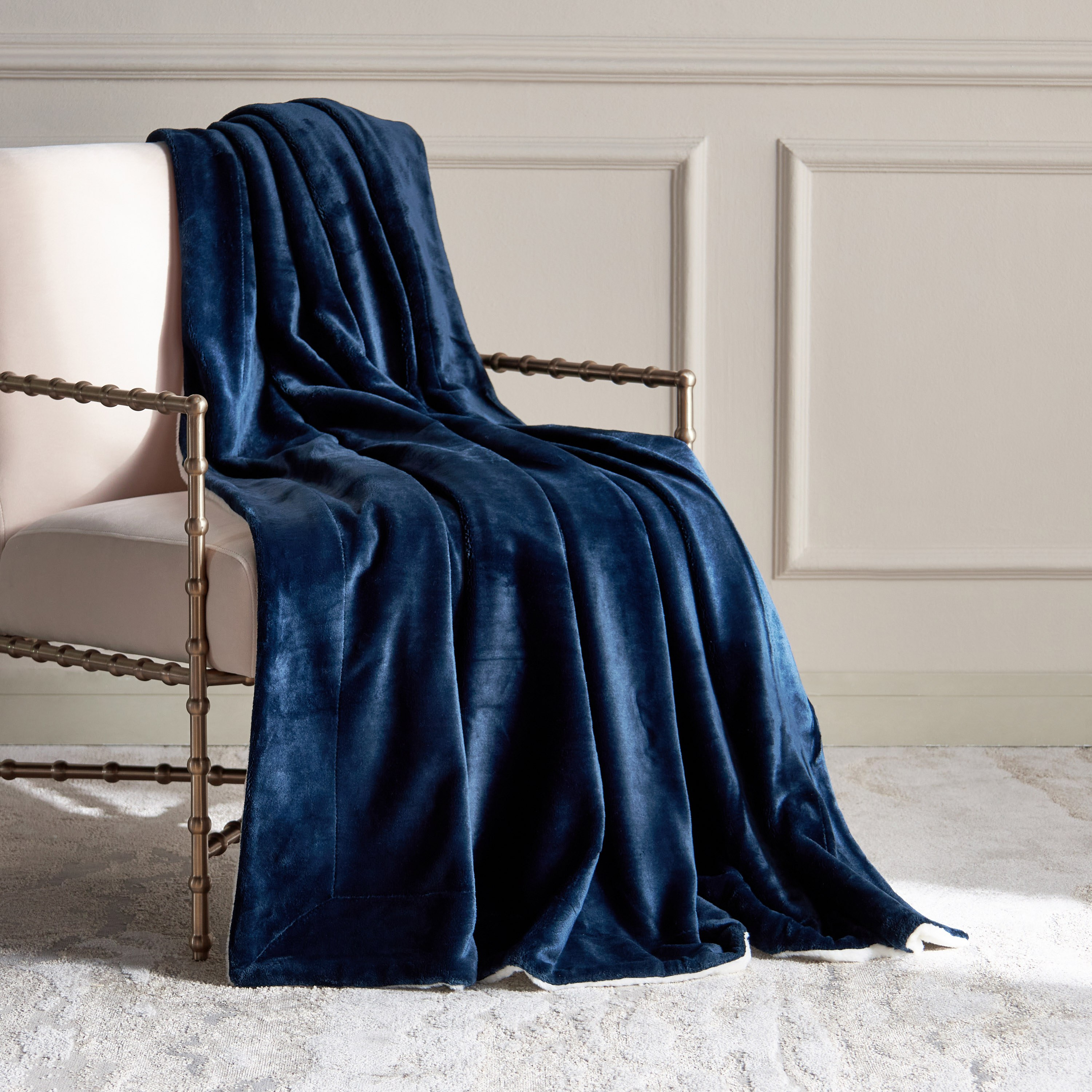 Home centre online blanket