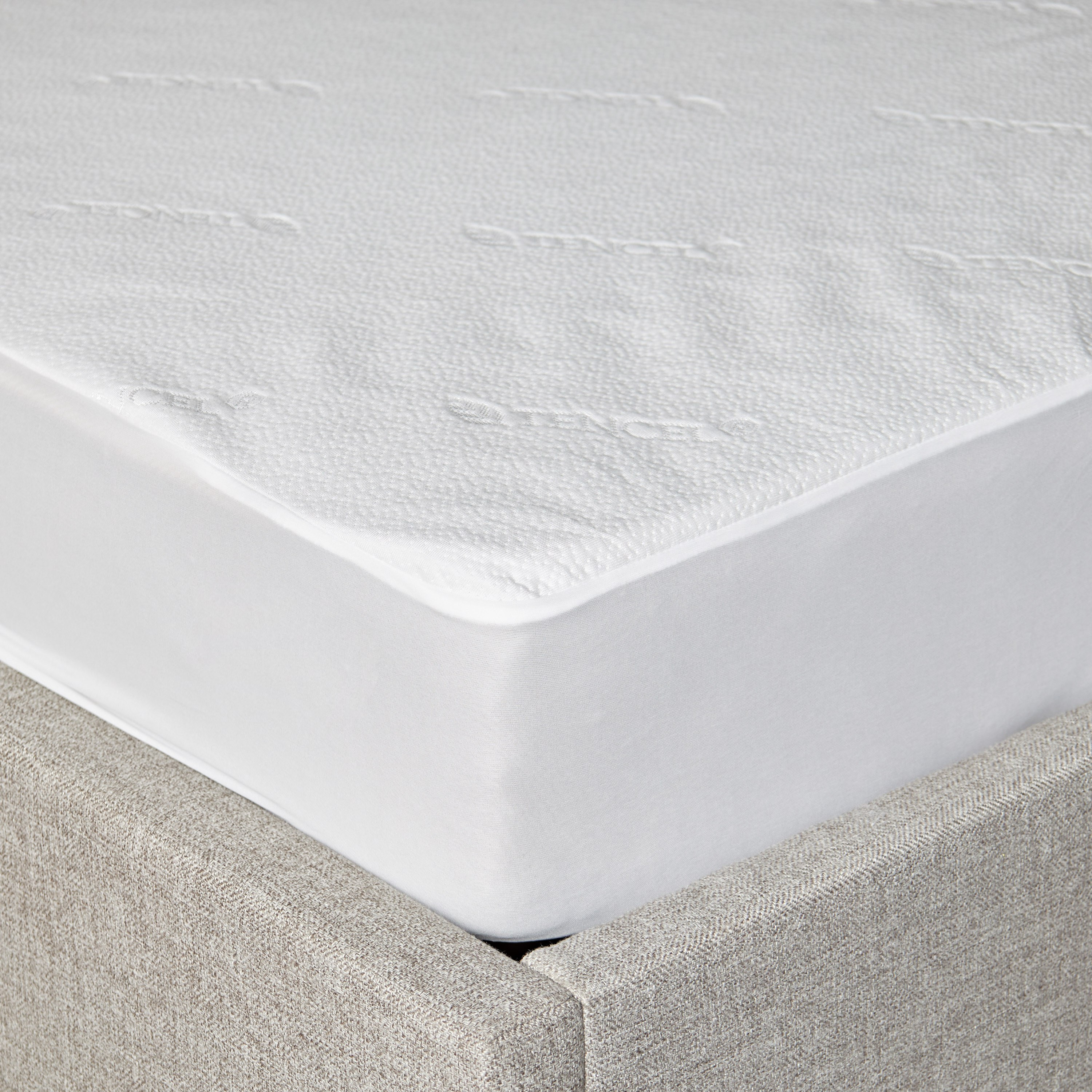 Tencel Super King Mattress Protector - 200x205 cm