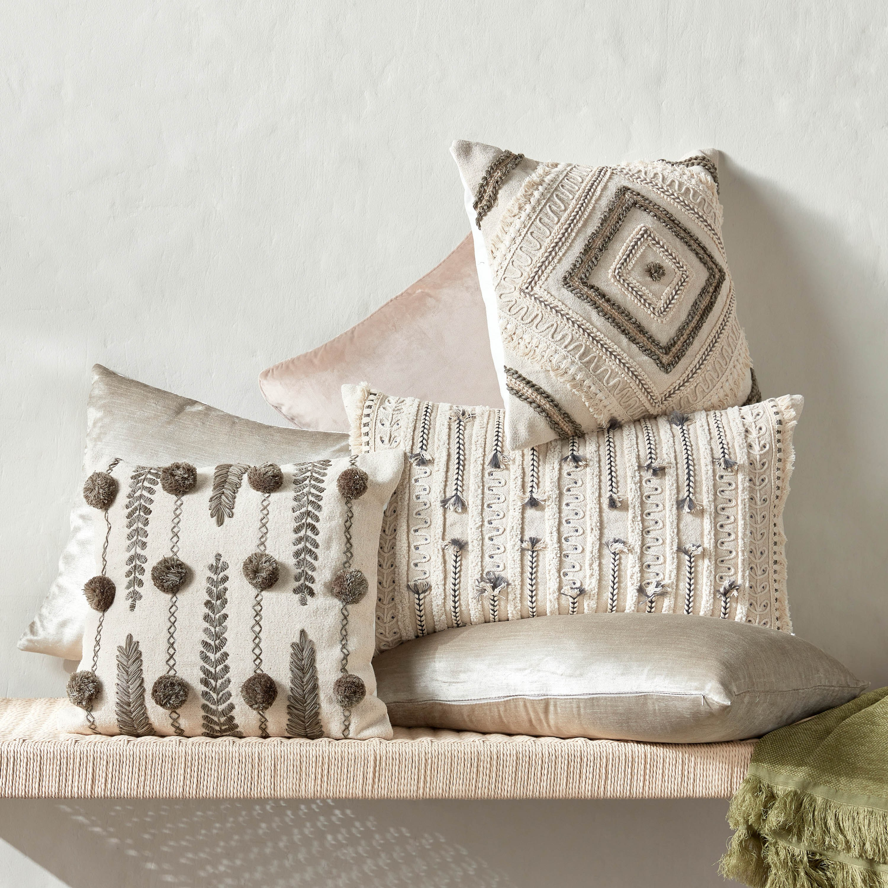 Ophelia Filled Cushion - 40x65 cm-household-cushionsandthrows-filledcushions-decorativecushions-image-4
