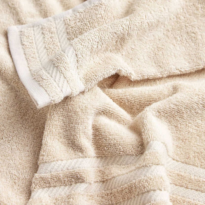 Shop Breeze 6-Piece Bath Towel Set Online | Home Centre UAE