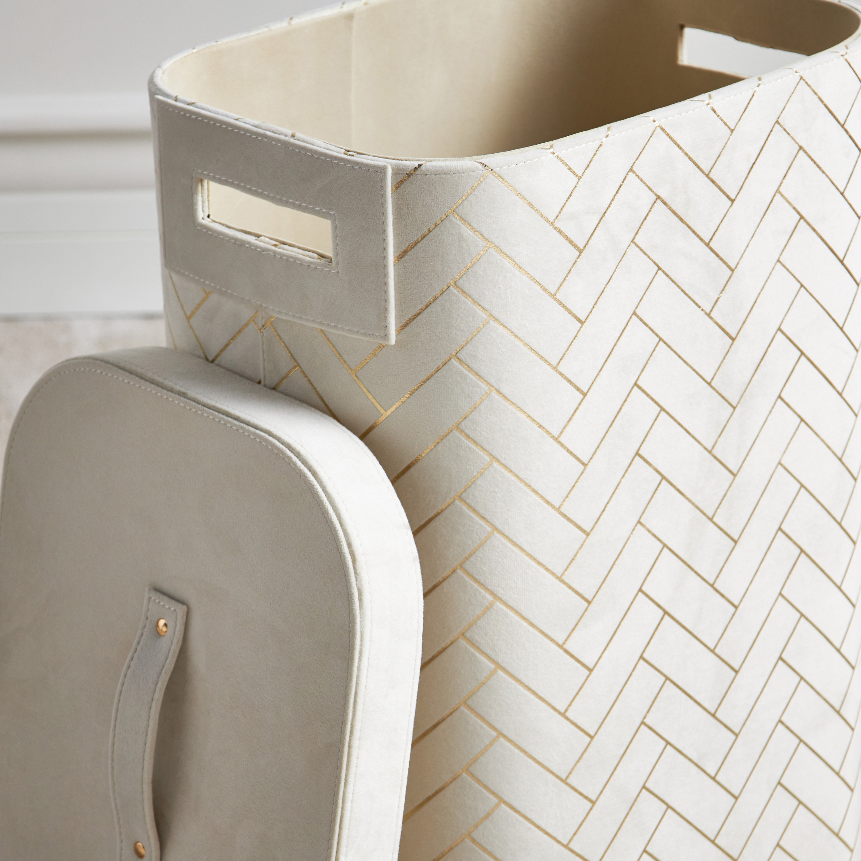 Farley Laundry Hamper-household-bathandlaundry-laundrysolutions-laundryhampers-image-3