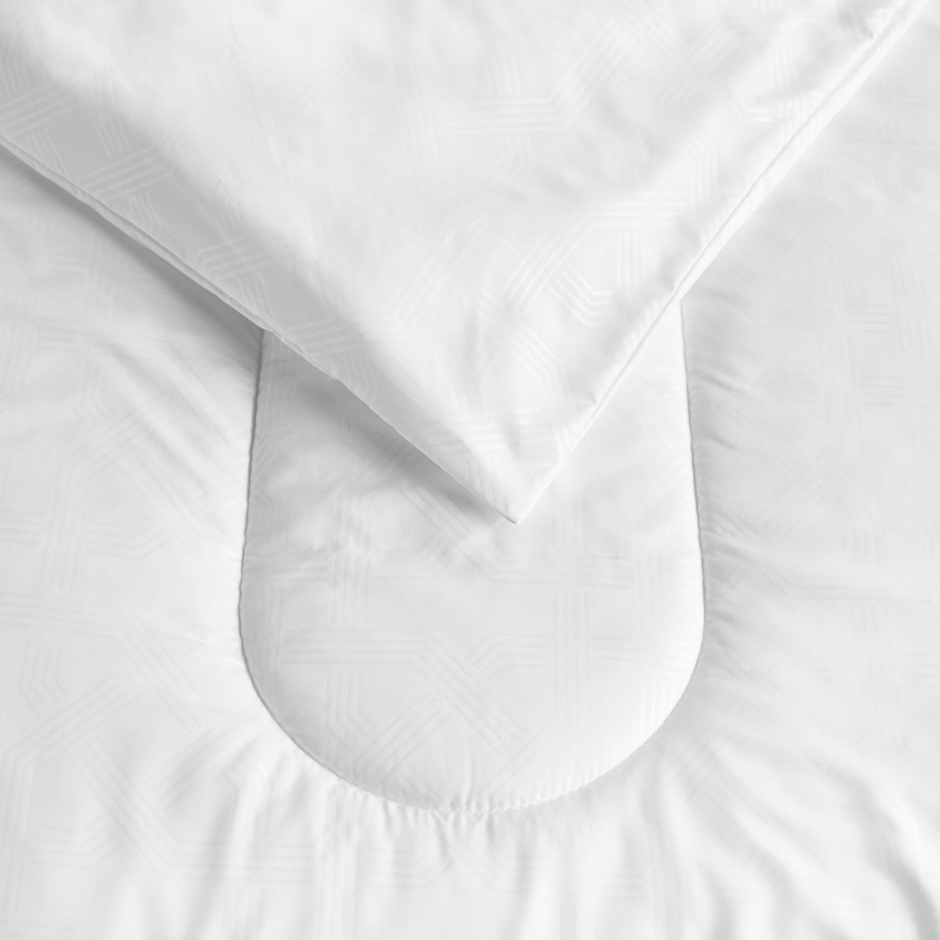 Sleep Plus Non-Allergenic Mid Warm Queen Duvet - 200x200 cm-household-bedding-duvetandcovers-duvets-image-4