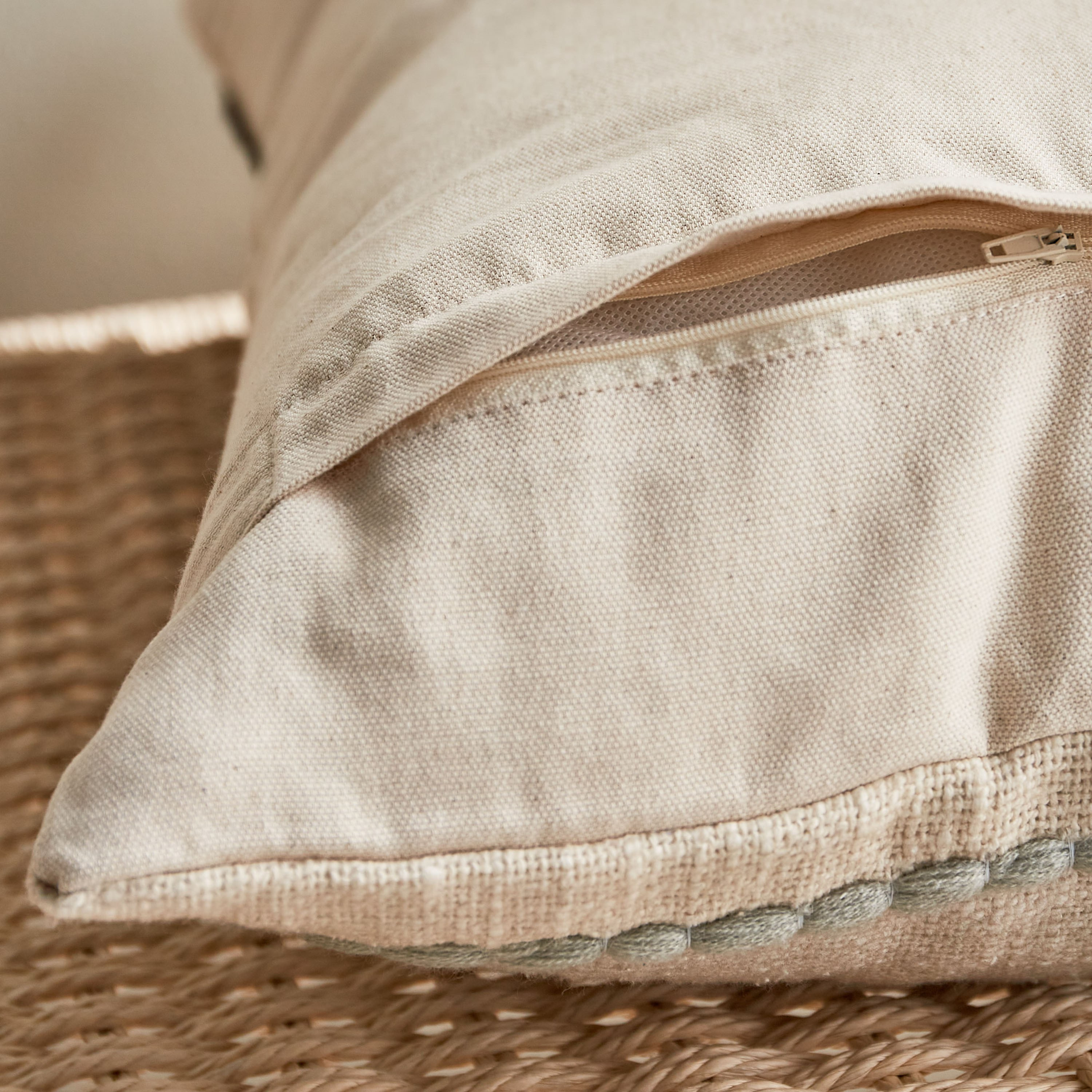 غطاء وسادة - جالي - 45x45 سم-household-cushionsandthrows-cushioncovers-image-3