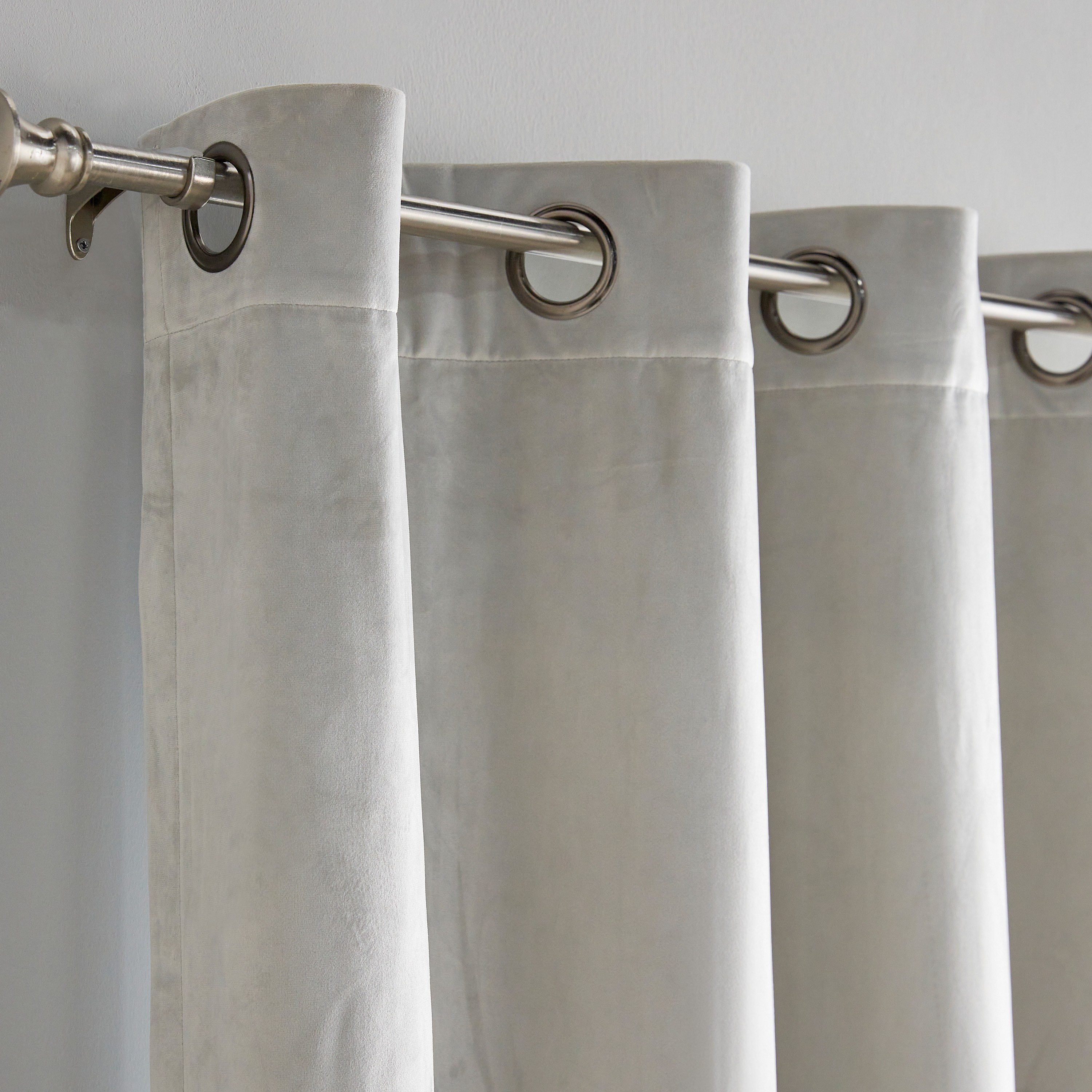Samara 2-Piece Curtain Set - 135x300 cm-household-windows-curtains-image-2