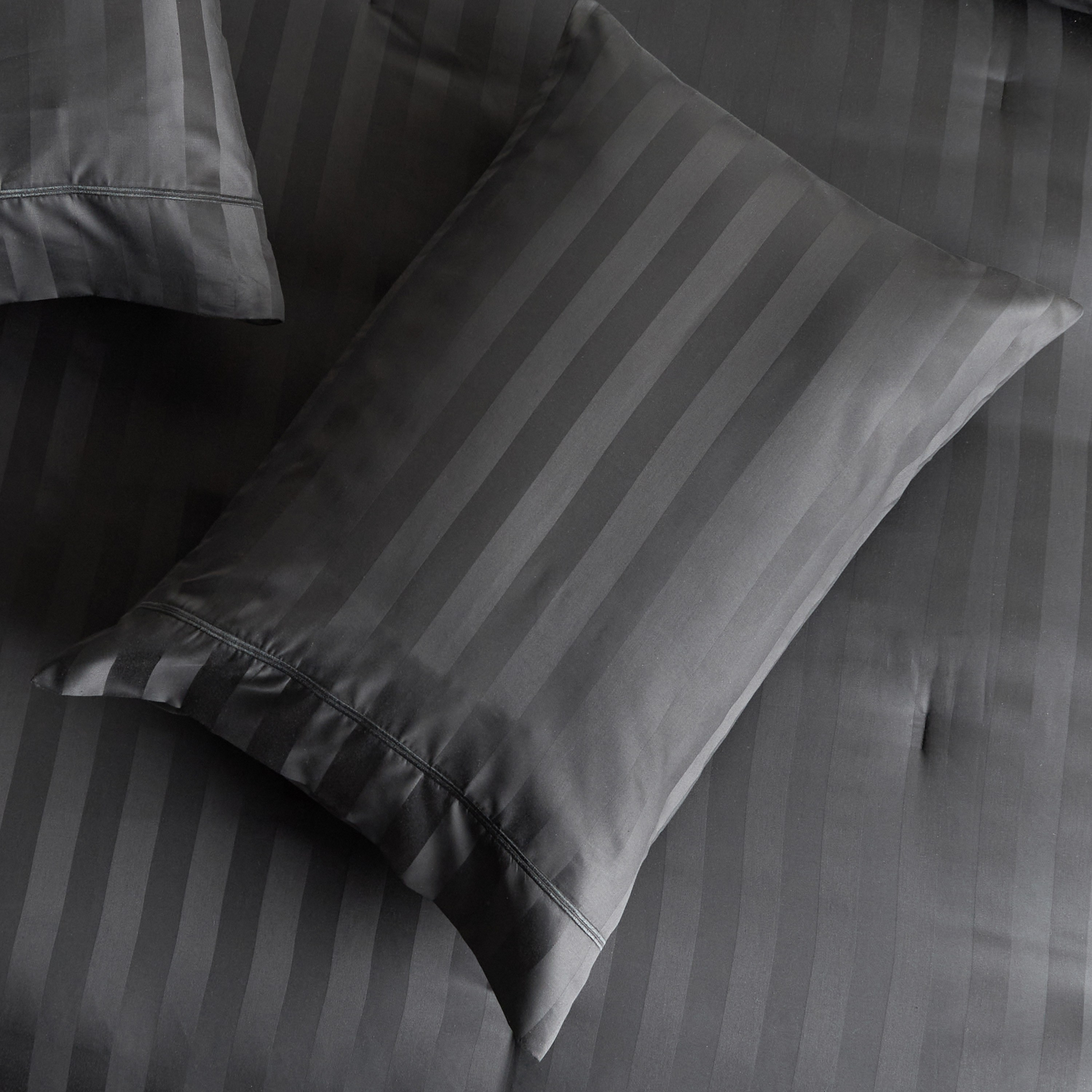 Satin Stripe Pima Cotton Sateen 525 Thread Count 3-Piece Super King Comforter Set - 250x260 cm-household-bedding-comfortersandbedspreads-comforters-image-4