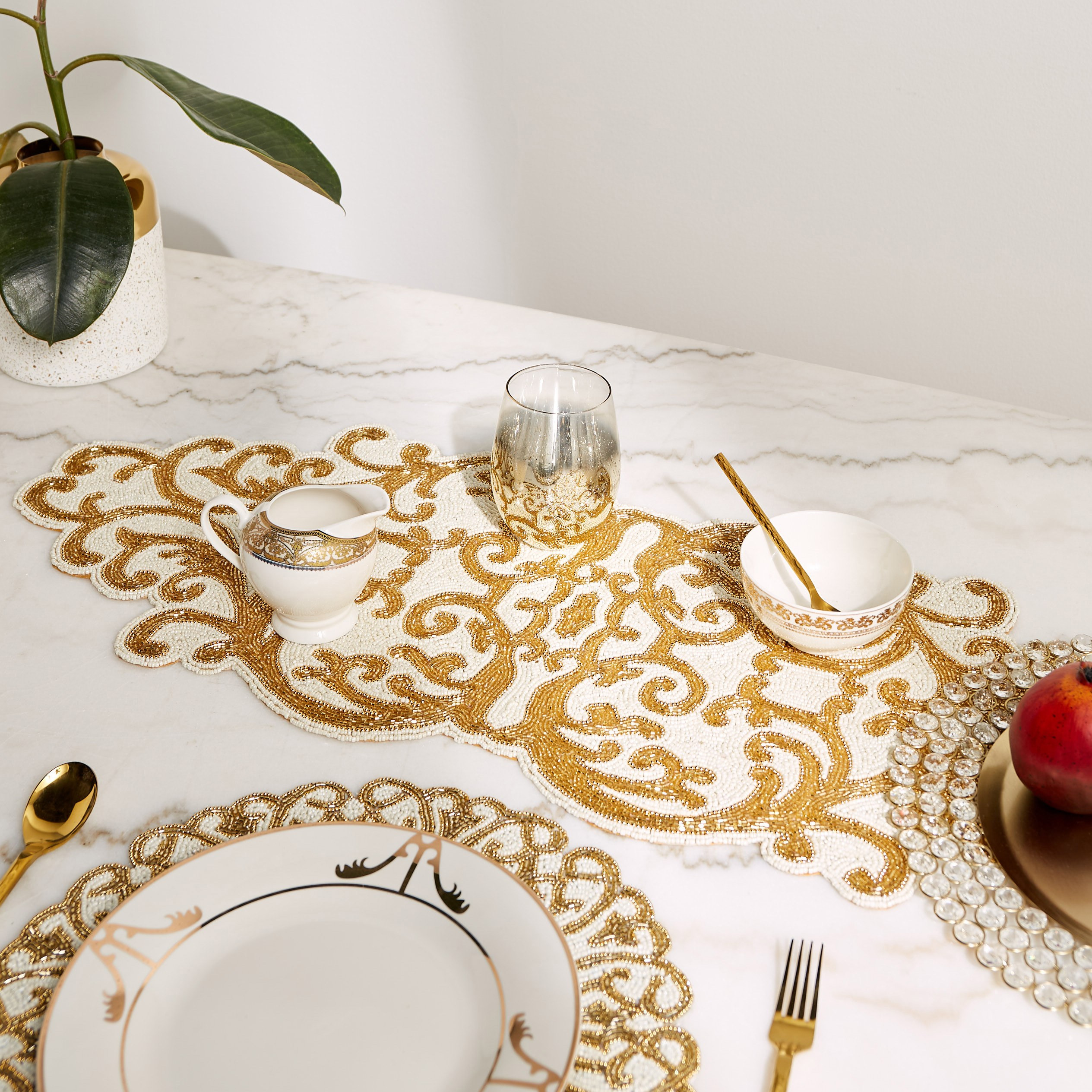 Ariana Beaded Table Runner - 91x33 cm-household-dining-tablelinen-runnersandtablecovers-image-4