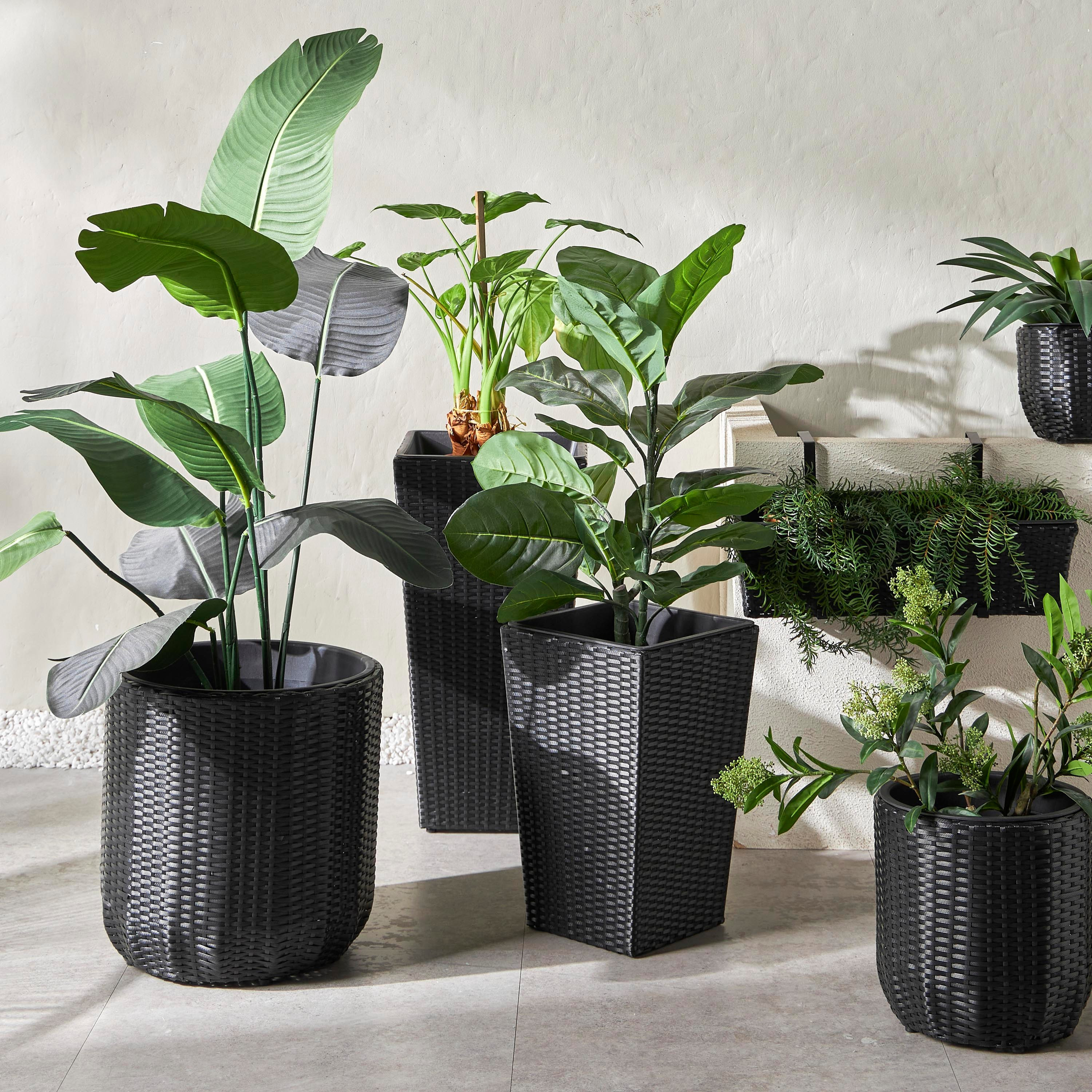 Alfresco Planter - 70 cm-household-gardenandoutdoor-potsandplanters-planters-image-3