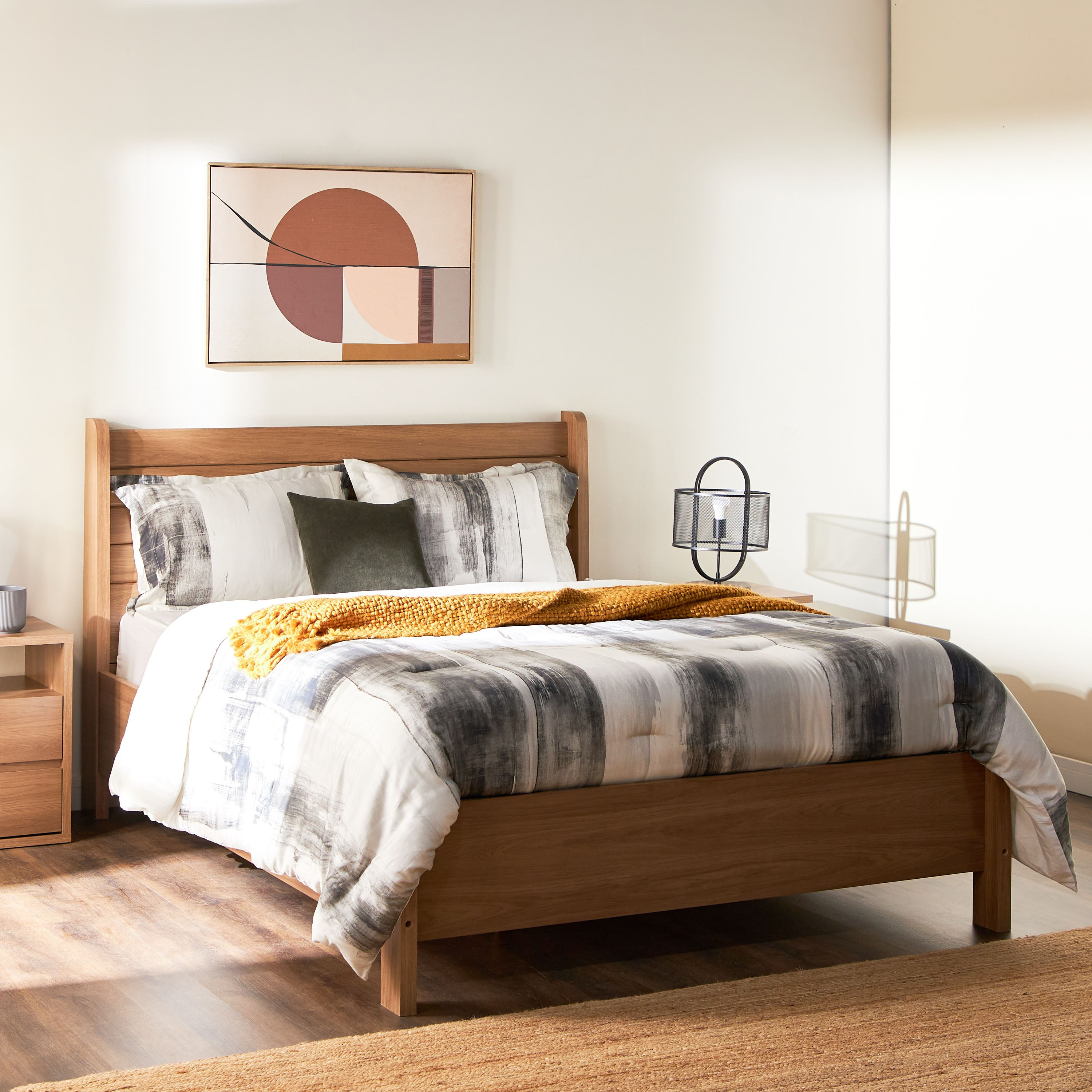 Nazario Queen Bed - 160x200 cm