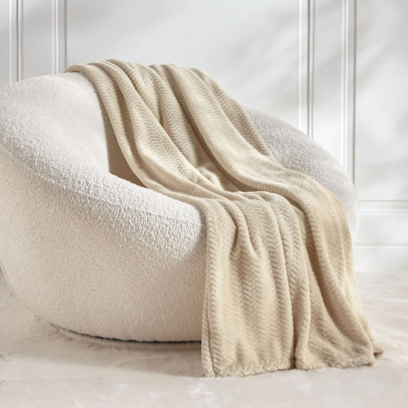 بطانية ناعمة من أداس - 130x170 سم — صورة 1