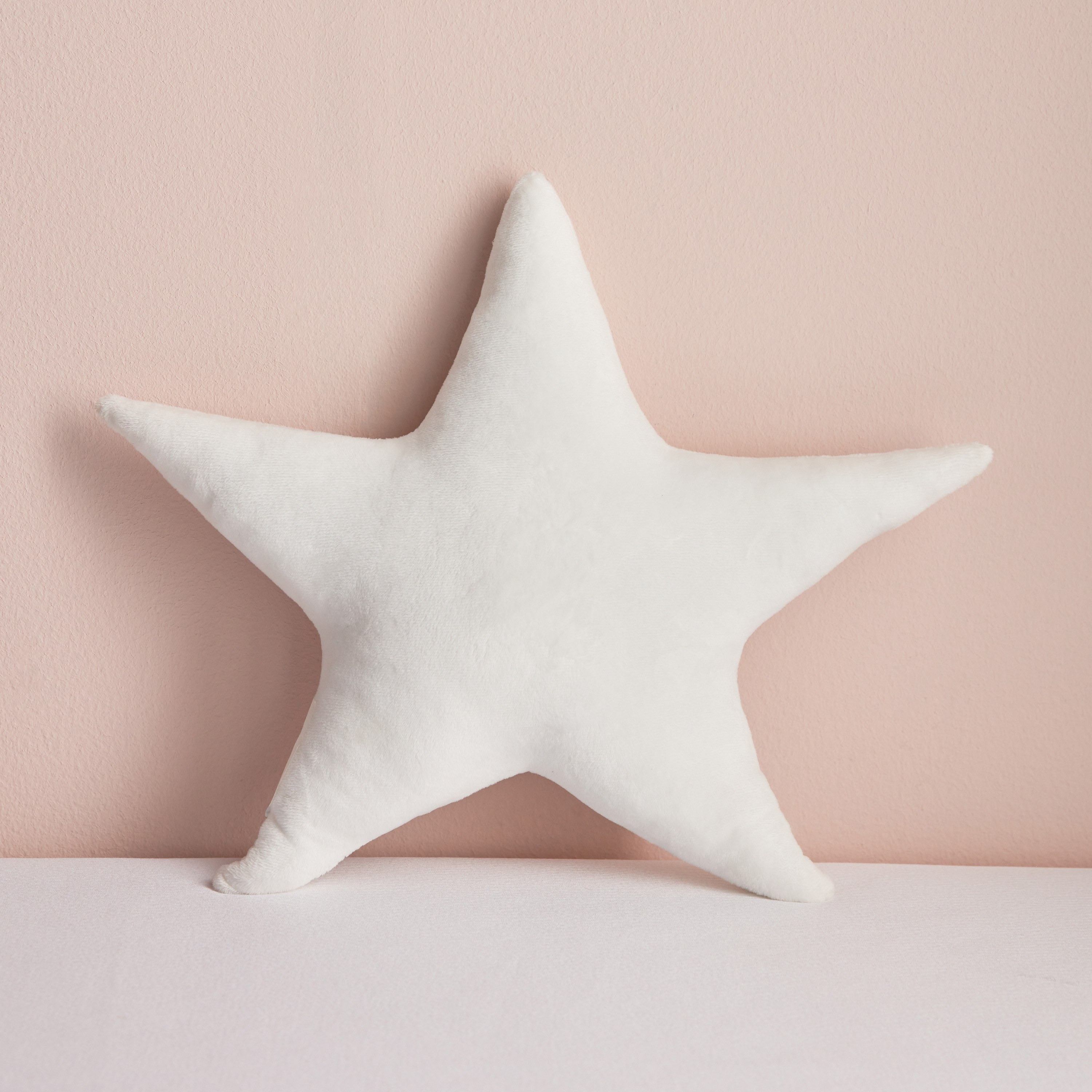 وسادة محشوة بتصميم نجمة - سام- 35x35 سم-kids-beddingandwindows-bedding-filledcushionsandcovers-image-1