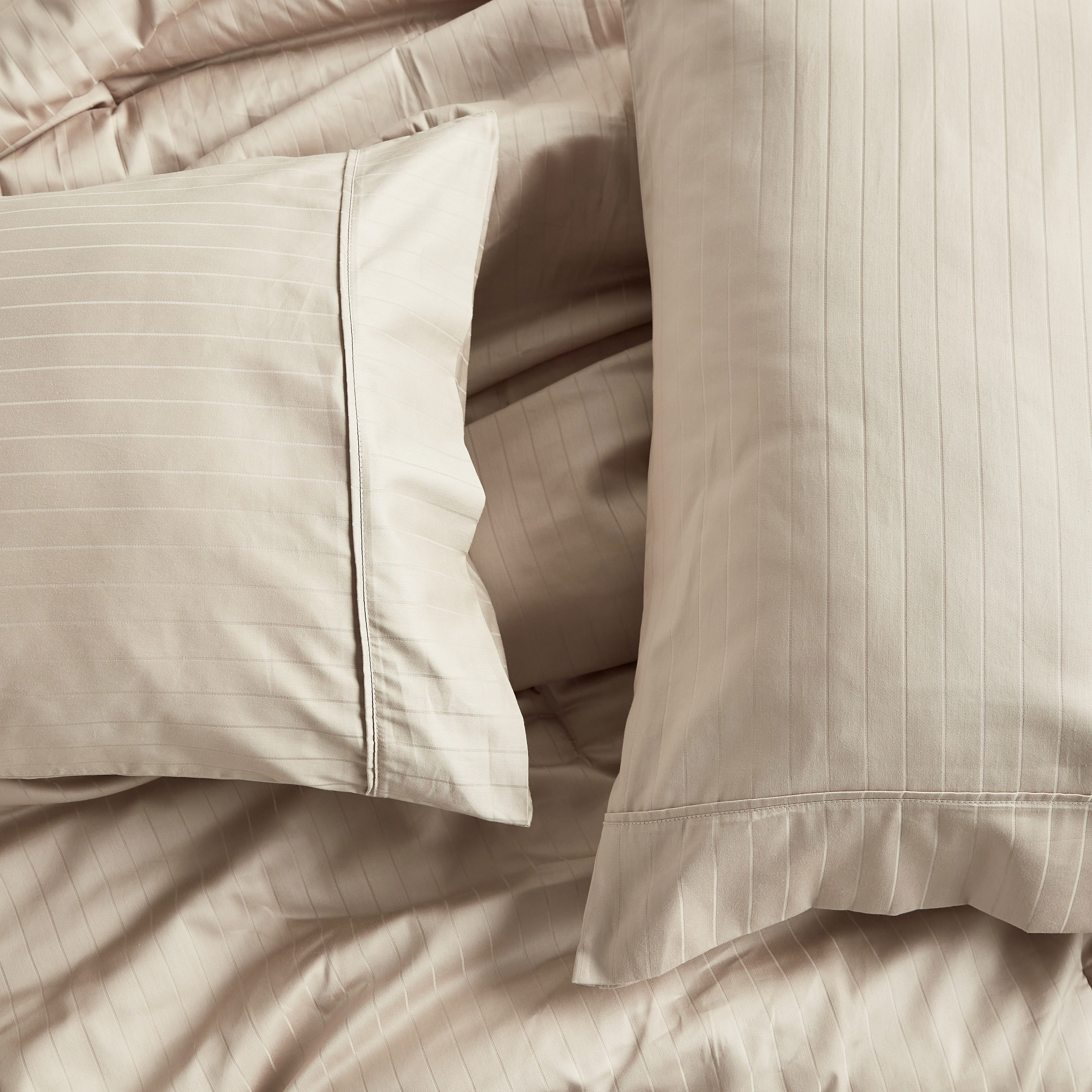 Hampton Cotton Sateen Jacquard 220 Thread Count 3-Piece Full Comforter Set - 160x240 cm-household-bedding-comfortersandbedspreads-comforters-image-4